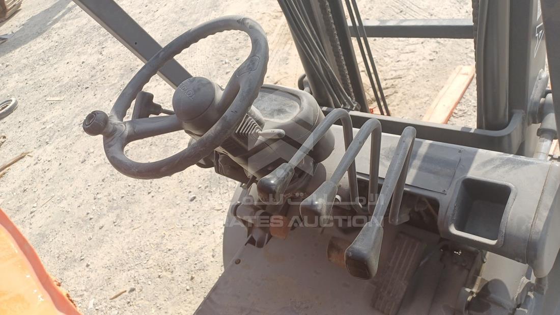 Toyota — Full Dashboard View — Photo 14