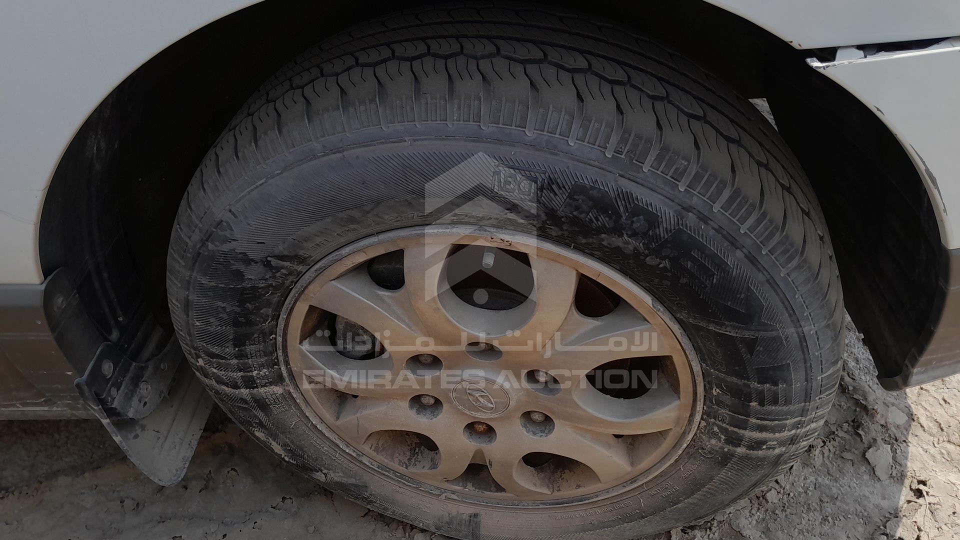 2016 HYUNDAI H1 VIN: KMJWA37R8GU767380