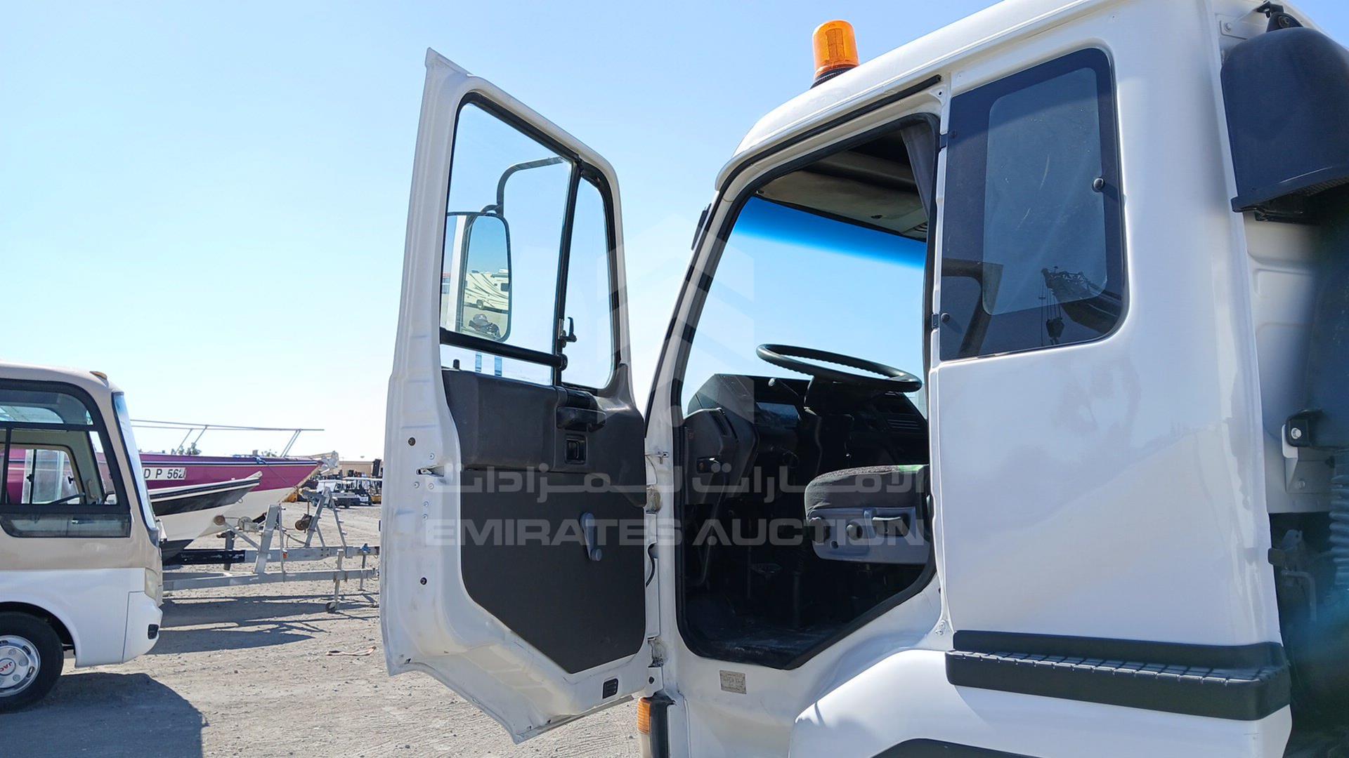 2007 NISSAN UD VIN: JNCWBP0L97AP08771