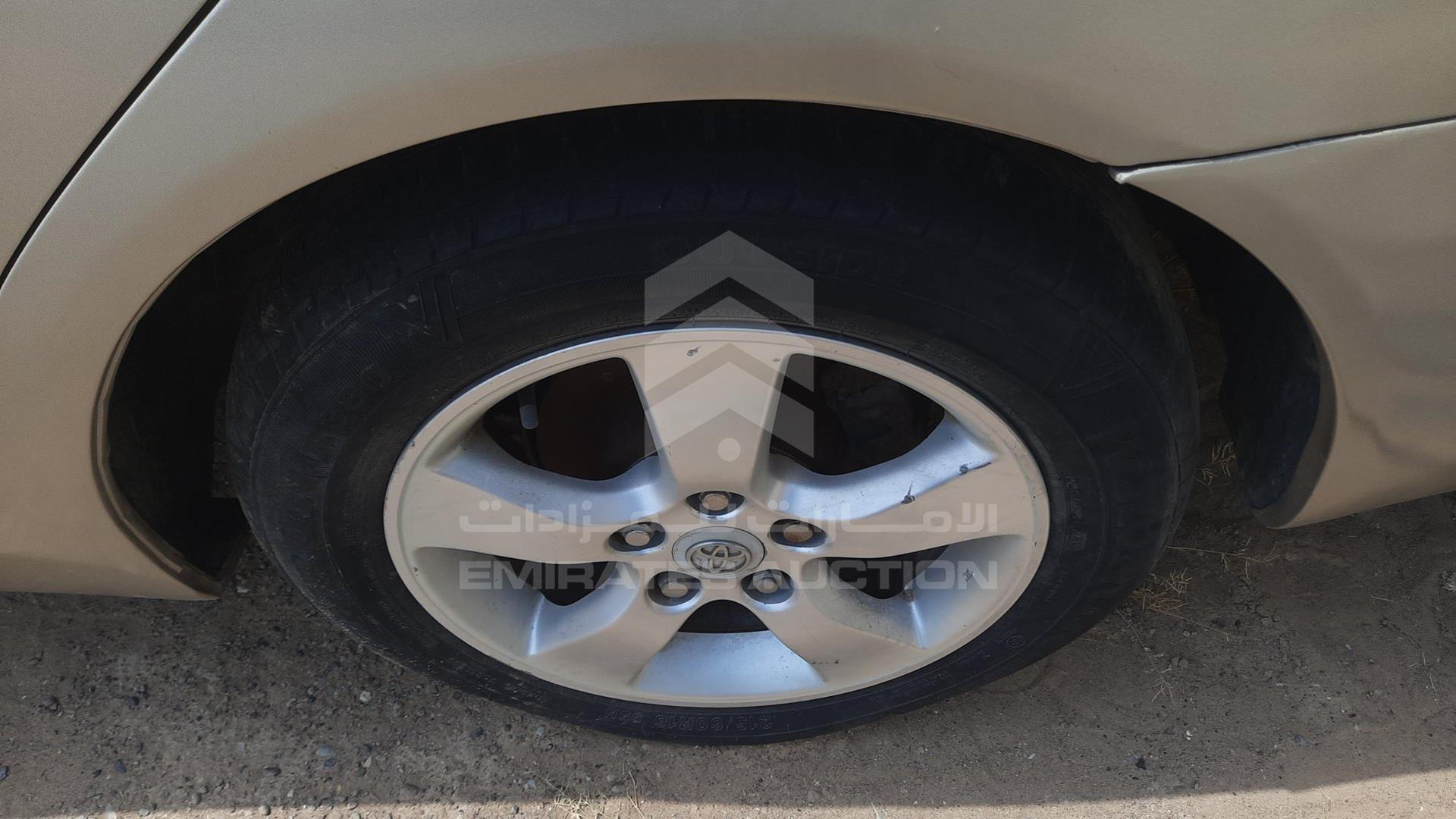 2005 TOYOTA CAMRY VIN: 4T1BE32K95U074720