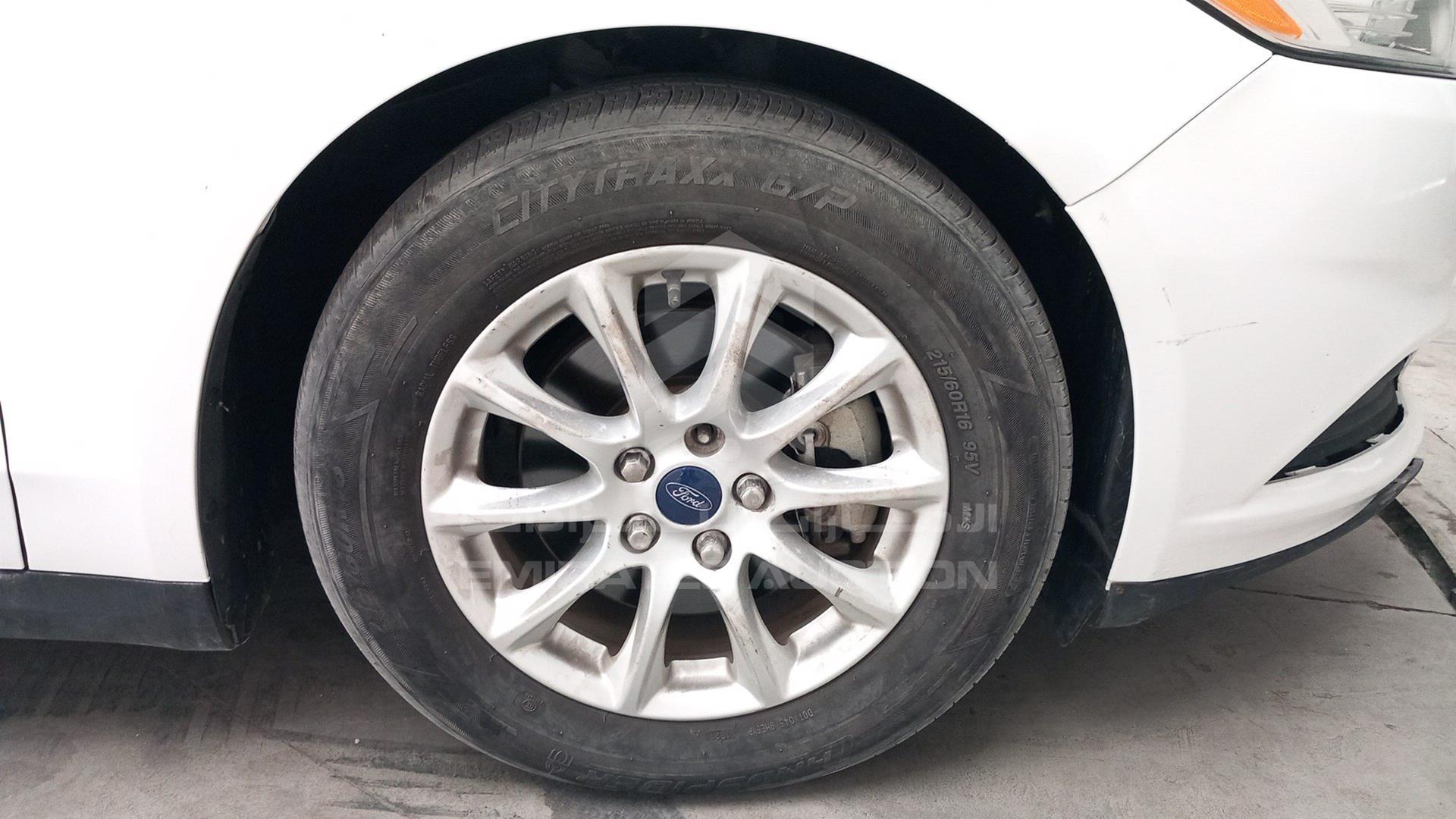 2016 FORD FUSION VIN: 3FA6P0G72GR209085