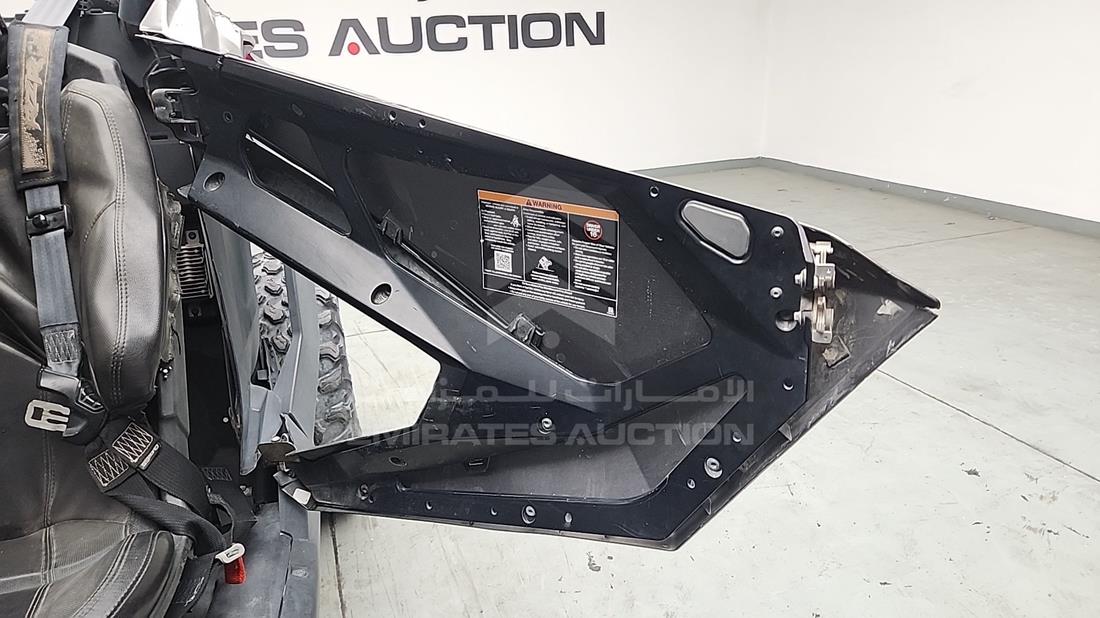 بولاريس 2021 — الباب الأمامي الأيسر — صورة 12