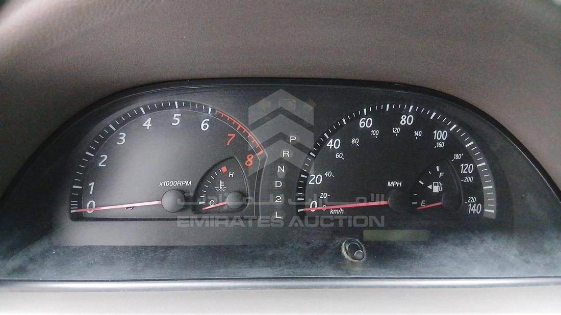 2002 Toyota Camry — Speedometer & RPM Gauges — Photo 16