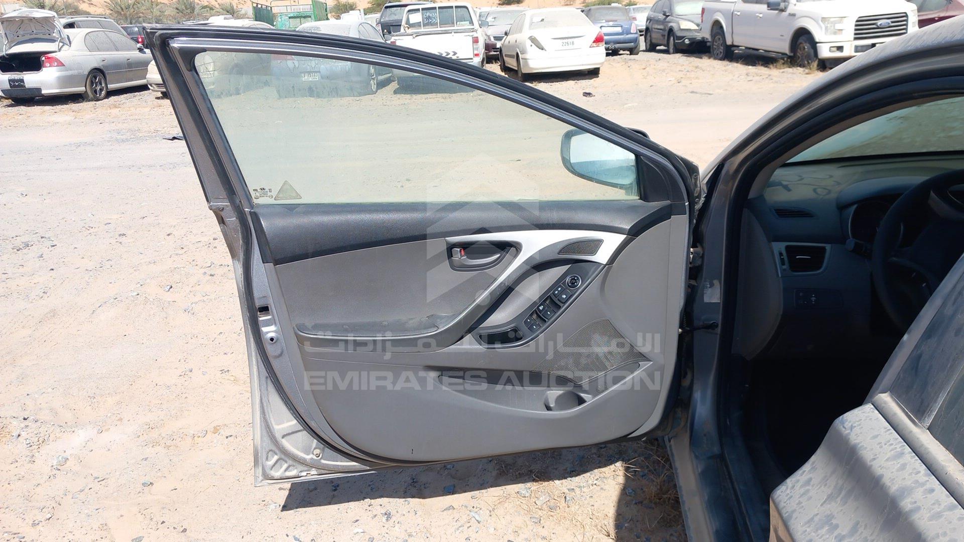 2015 HYUNDAI ELANTRA VIN: KMHDG41C1FU406492