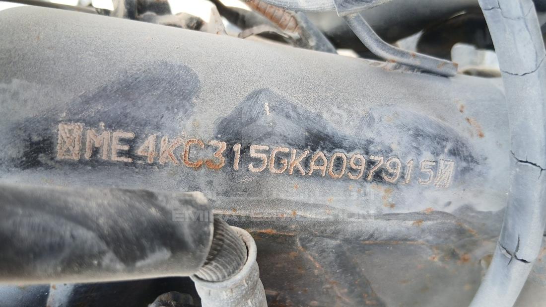 6 Motorbikes — VIN on Frame — Photo 2