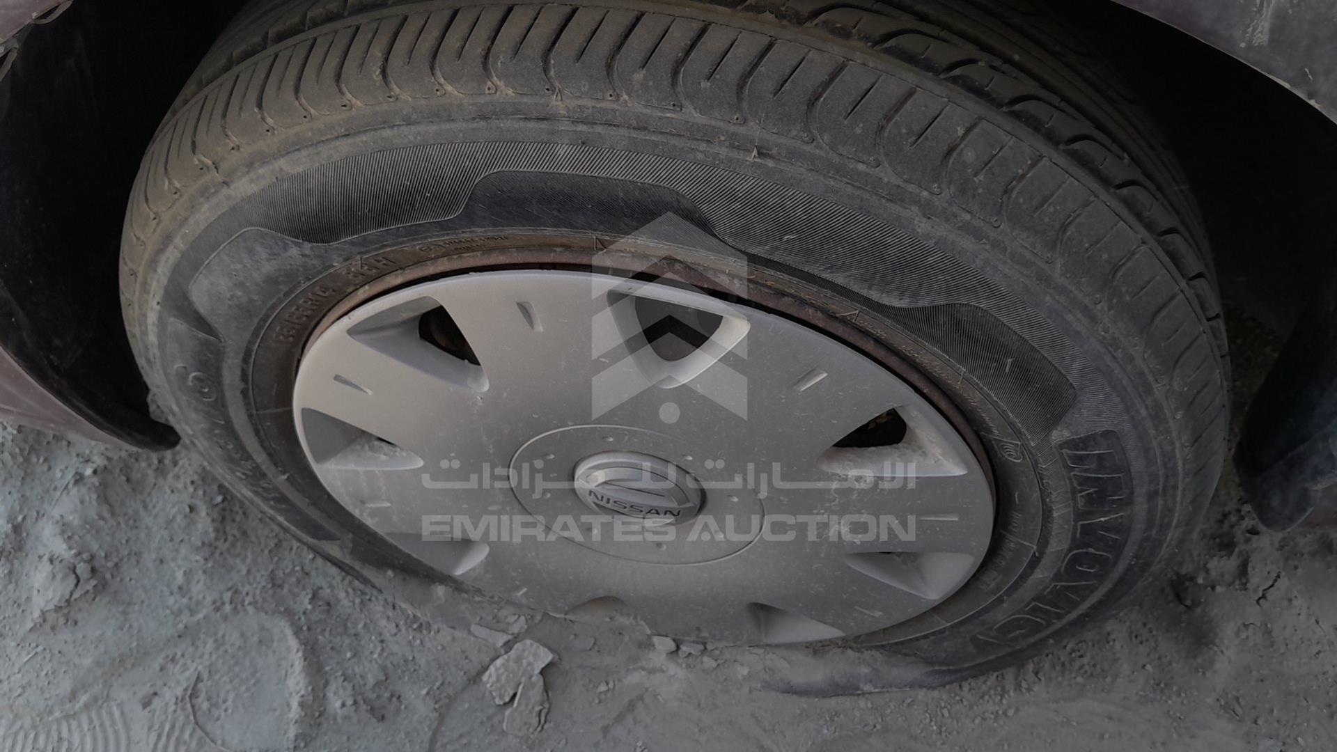 2011 NISSAN SUNNY VIN: JN1FN61C3BW207654