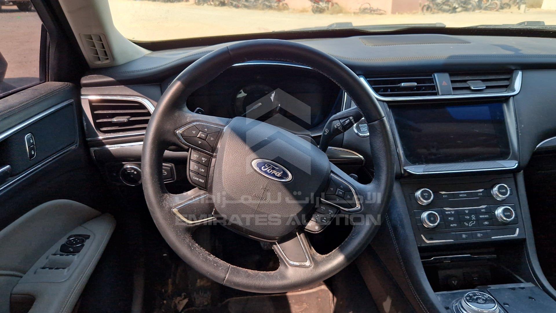 2022 FORD TAURUS VIN: LVSFMBFC7NHD24458