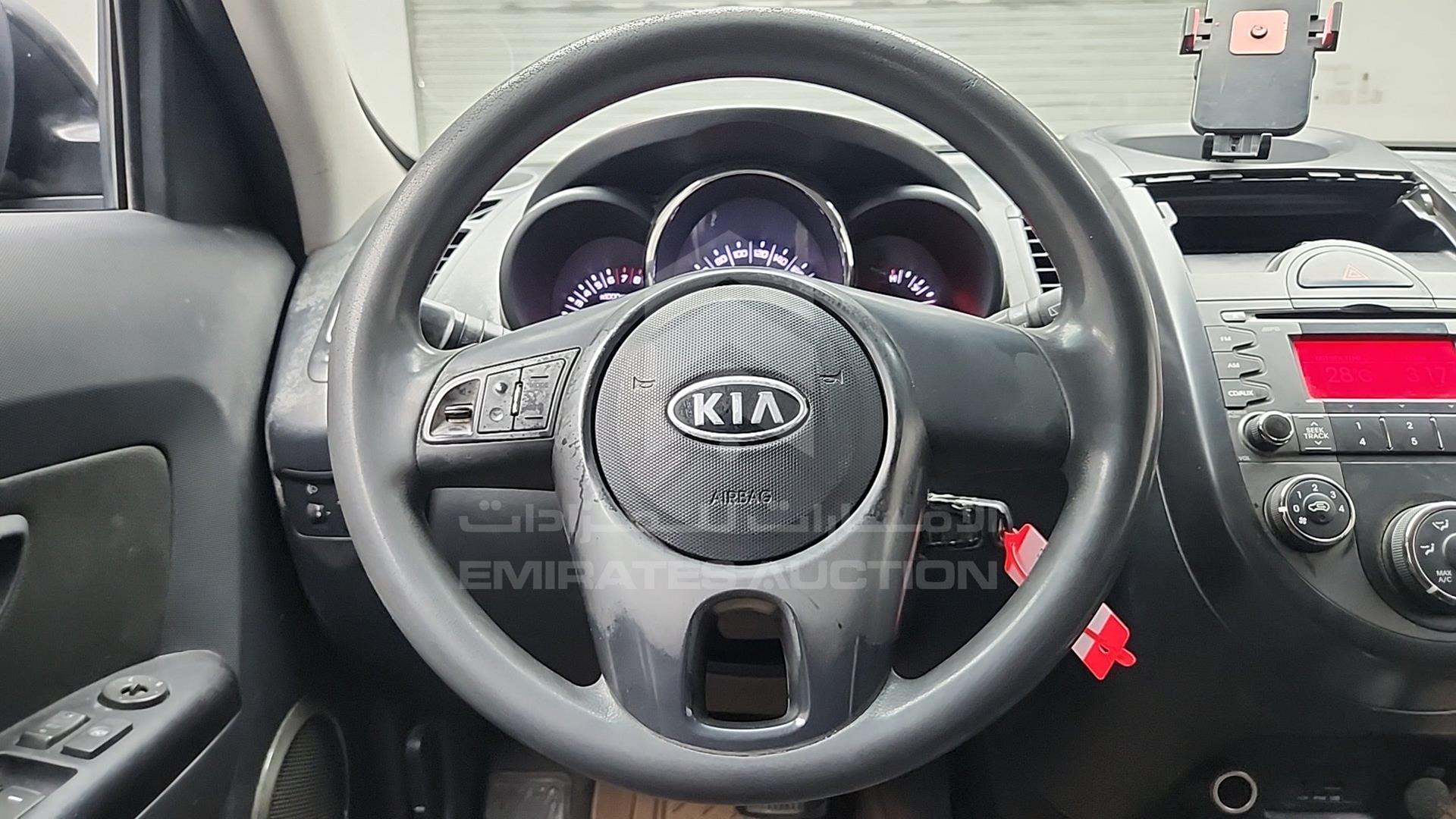 2012 KIA SOUL VIN: KNAJT8110C7323586