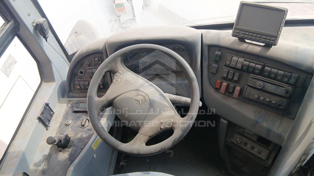 2019 Mercedes Bus — Steering & Mounted Controls — Photo 12