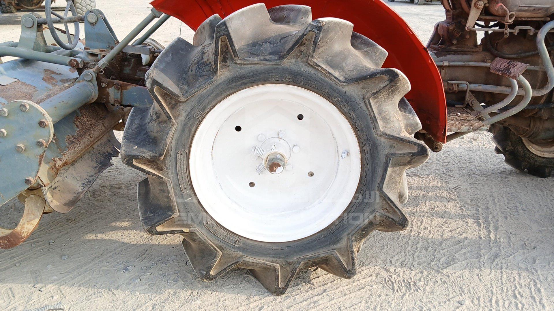 0 YANMAR --- VIN: YM1300D12005