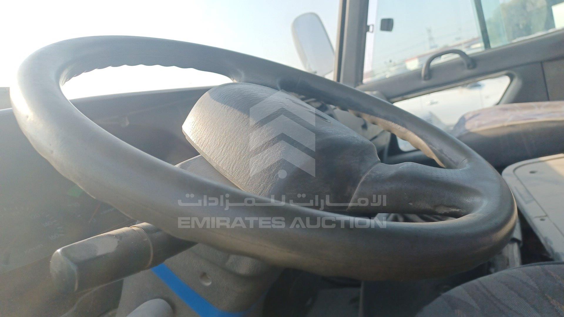 2011 HYUNDAI COUNTY VIN: KMJHG17C1BC050826