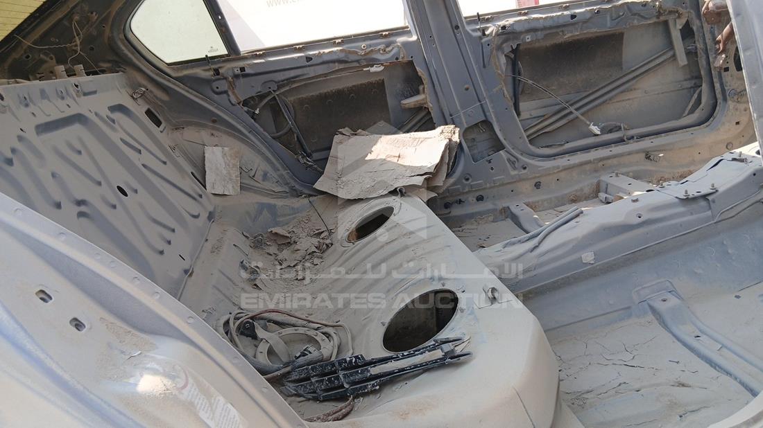 بي ام دبليو 325 2004 — زاوية الراكب الخلفي اليمنى — صورة 20