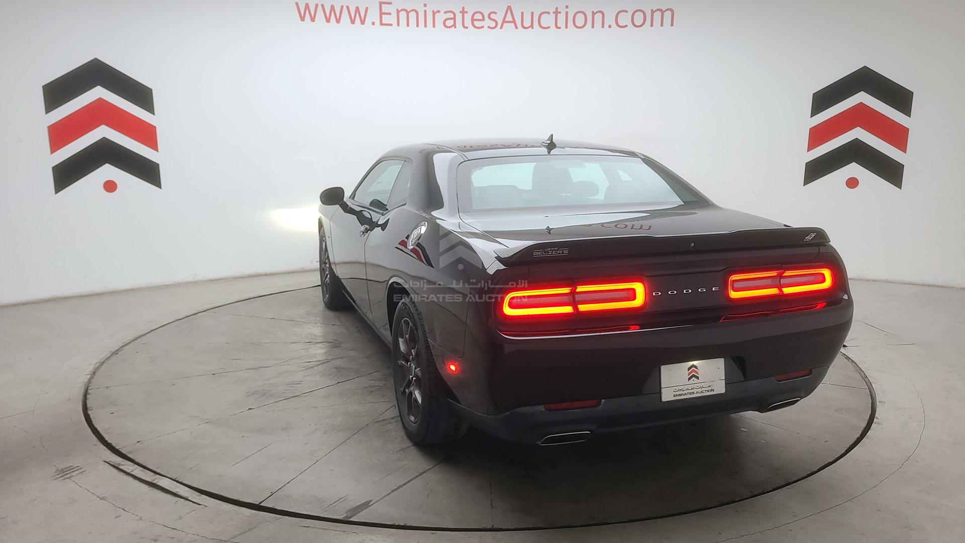 2018 DODGE CHALLENGER VIN: 2C3CDZGG1JH120724