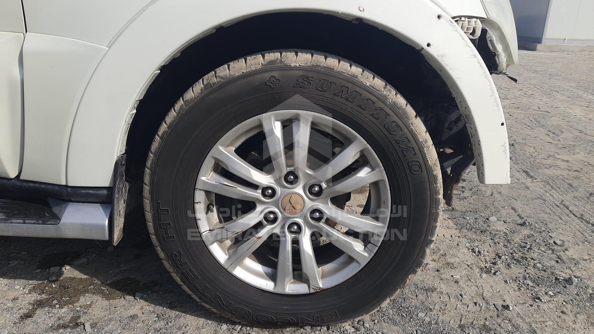 2012 MITSUBISHI PAJERO VIN: JMYMYV87WCJ702449