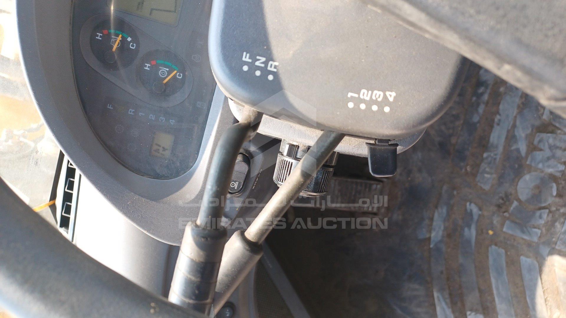 2014 KOMATSU WA380-6 VIN: WA09566021