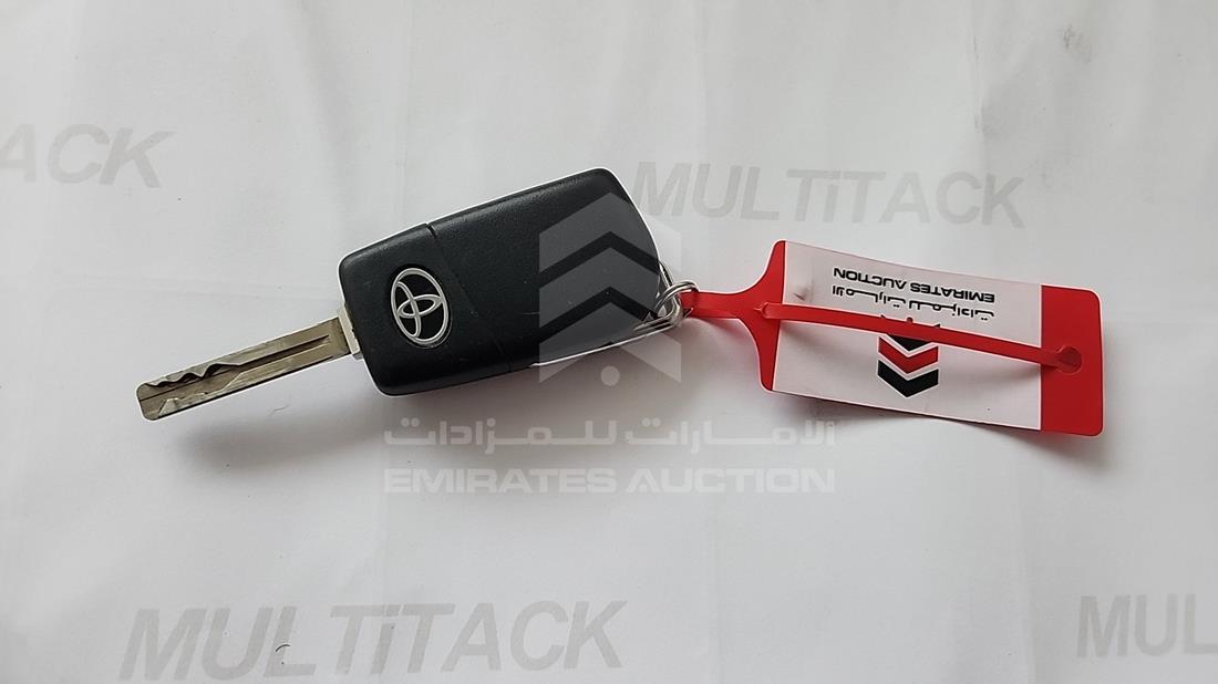 2024 Toyota Corolla — Keys — Photo 7