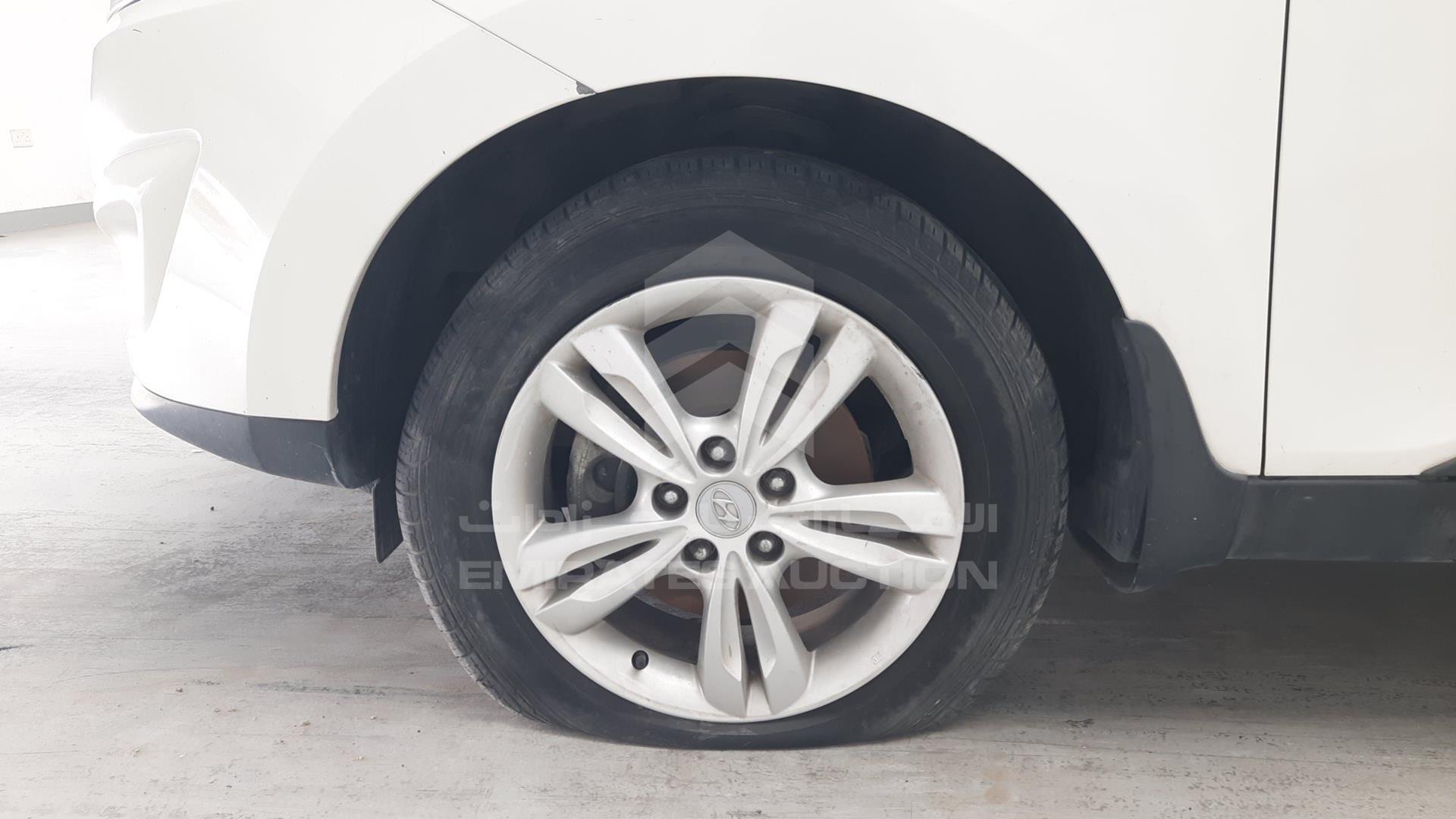 2012 HYUNDAI TUCSON VIN: KMHJT81B7CU366444