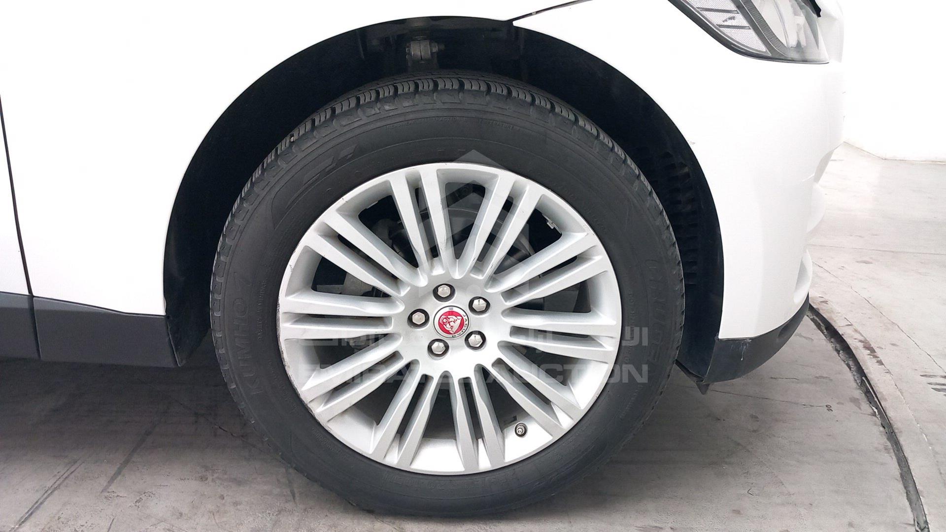 2018 JAGUAR F-PACE VIN: SADCJ2FX3JA280958