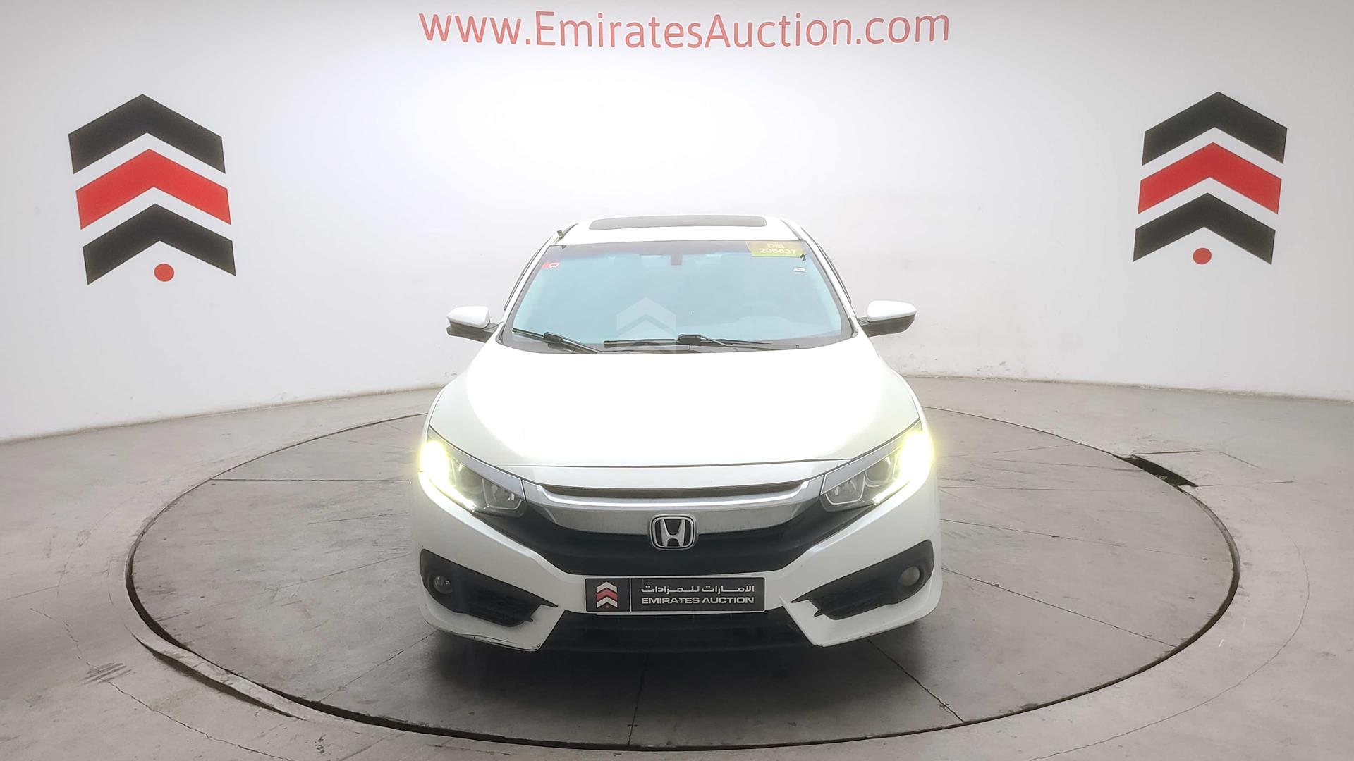 2018 HONDA CIVIC VIN: 2HGFC2F72JH501715