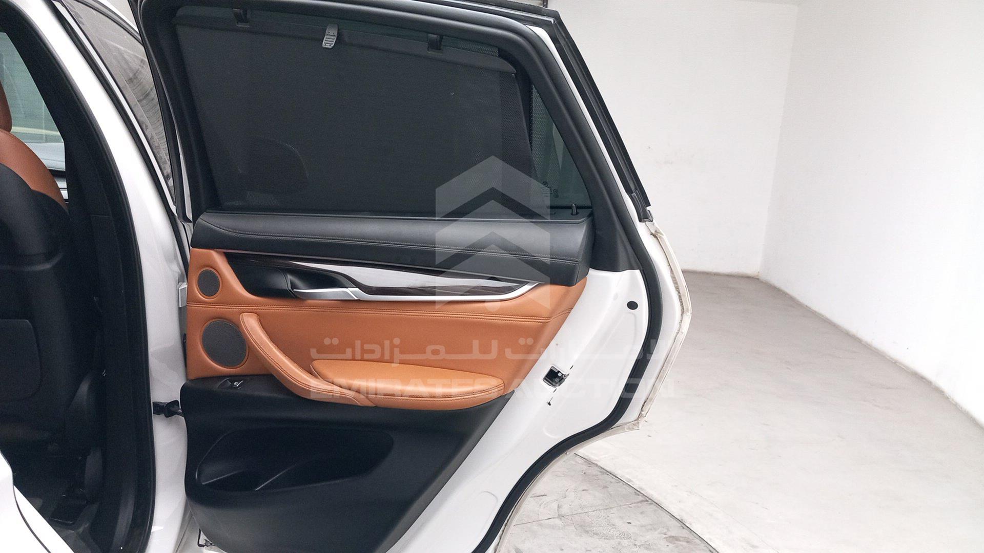 2018 BMW X6 VIN: WBAKU210XJ0Y35271