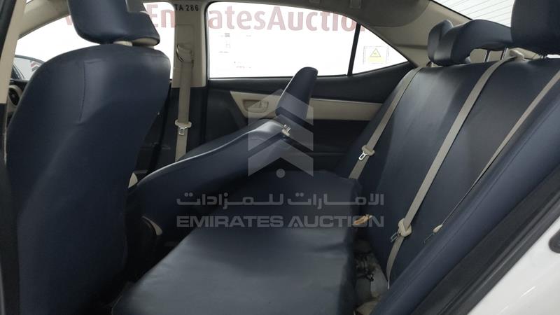 RKLBB9HEXH5193248 Auction: EmiratesAuction Lot: 404124 RKLBB9HEXH5193248 Toyota Corolla 2017 WHITE Photo 19