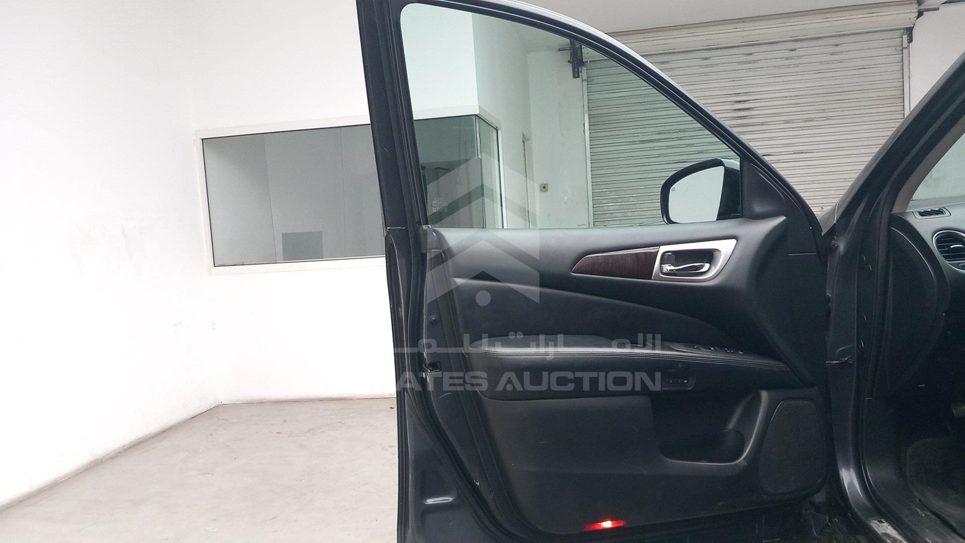 2013 NISSAN PATHFINDER VIN: 5N1AR2MM3DC685338