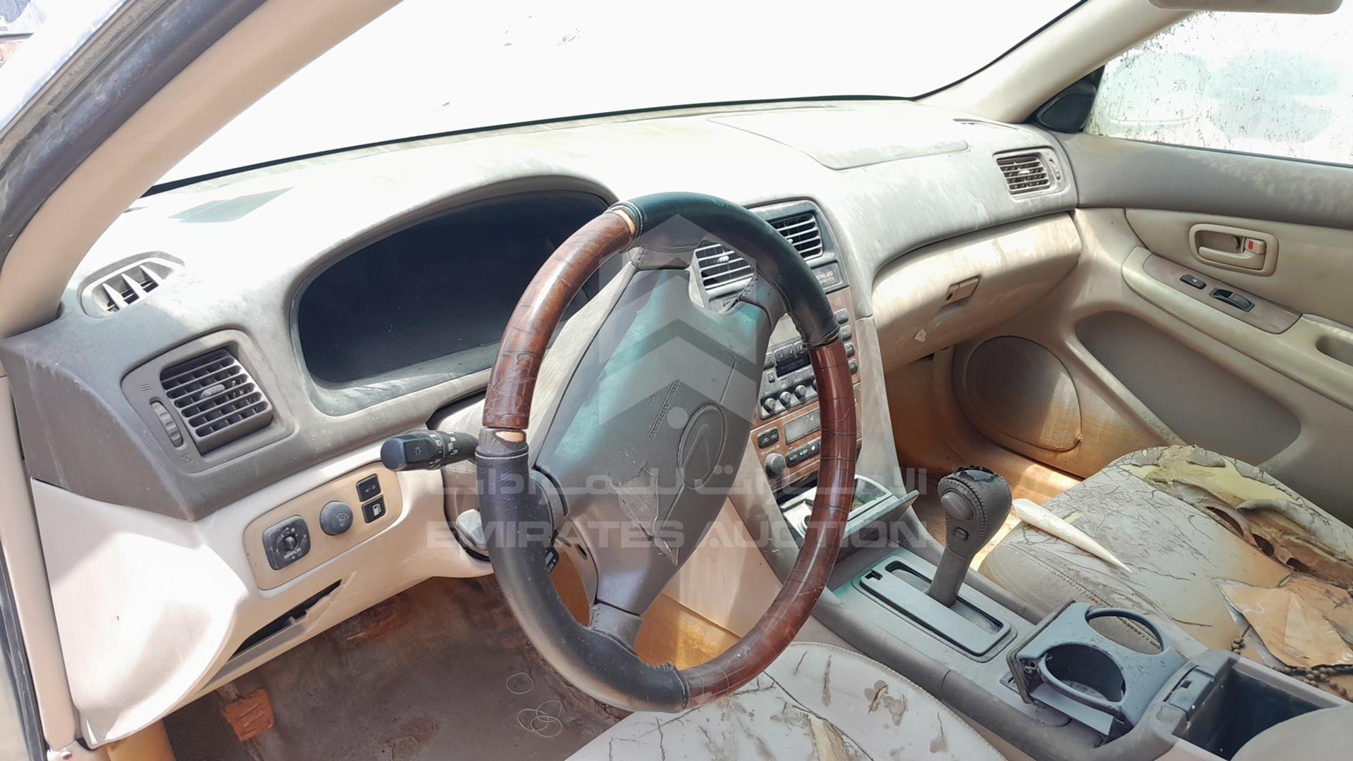 2001 LEXUS ES 300 VIN: JT8BF28G710307881