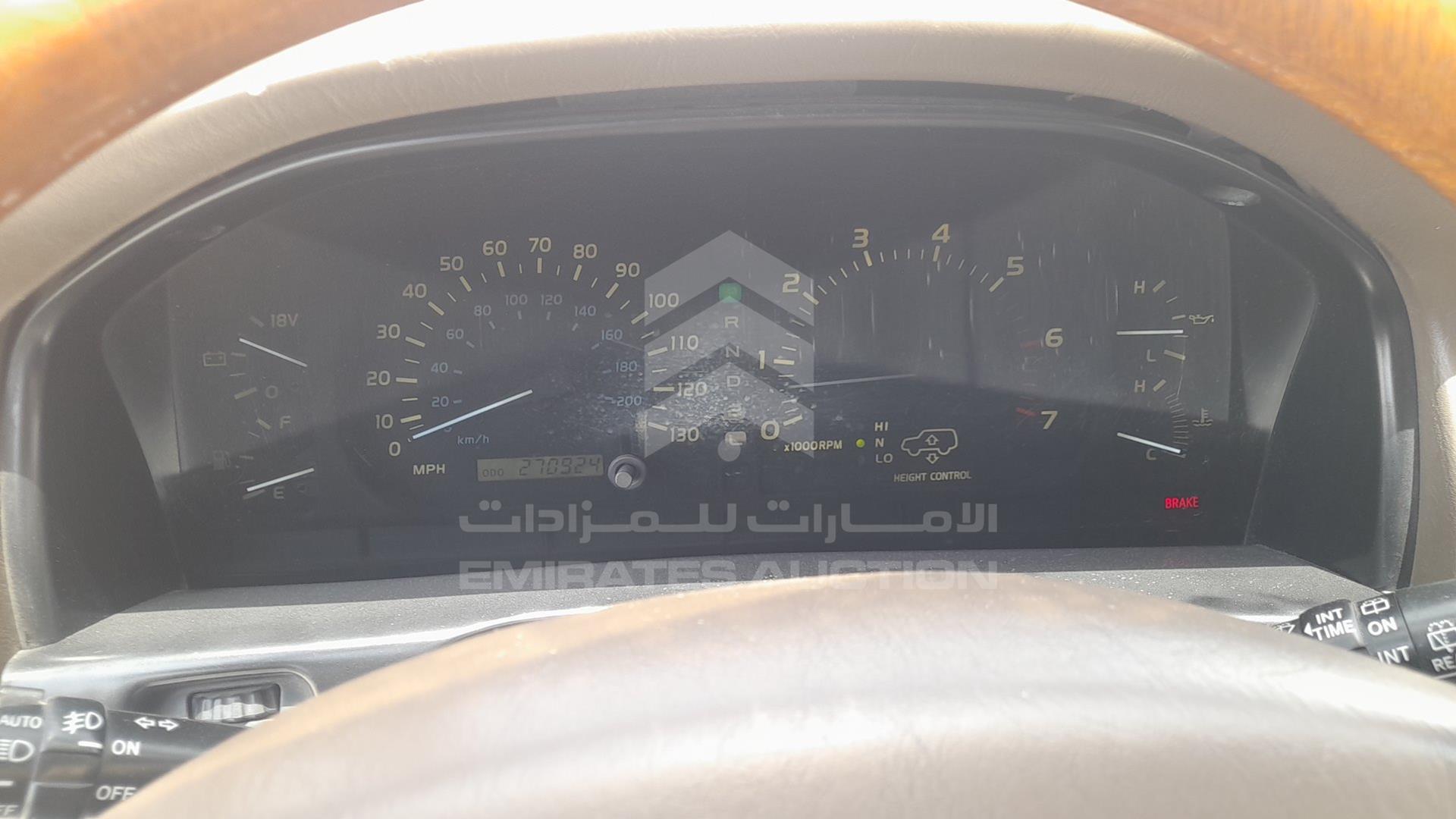 2000 LEXUS LX 470 VIN: JT6HT00W5Y0101679