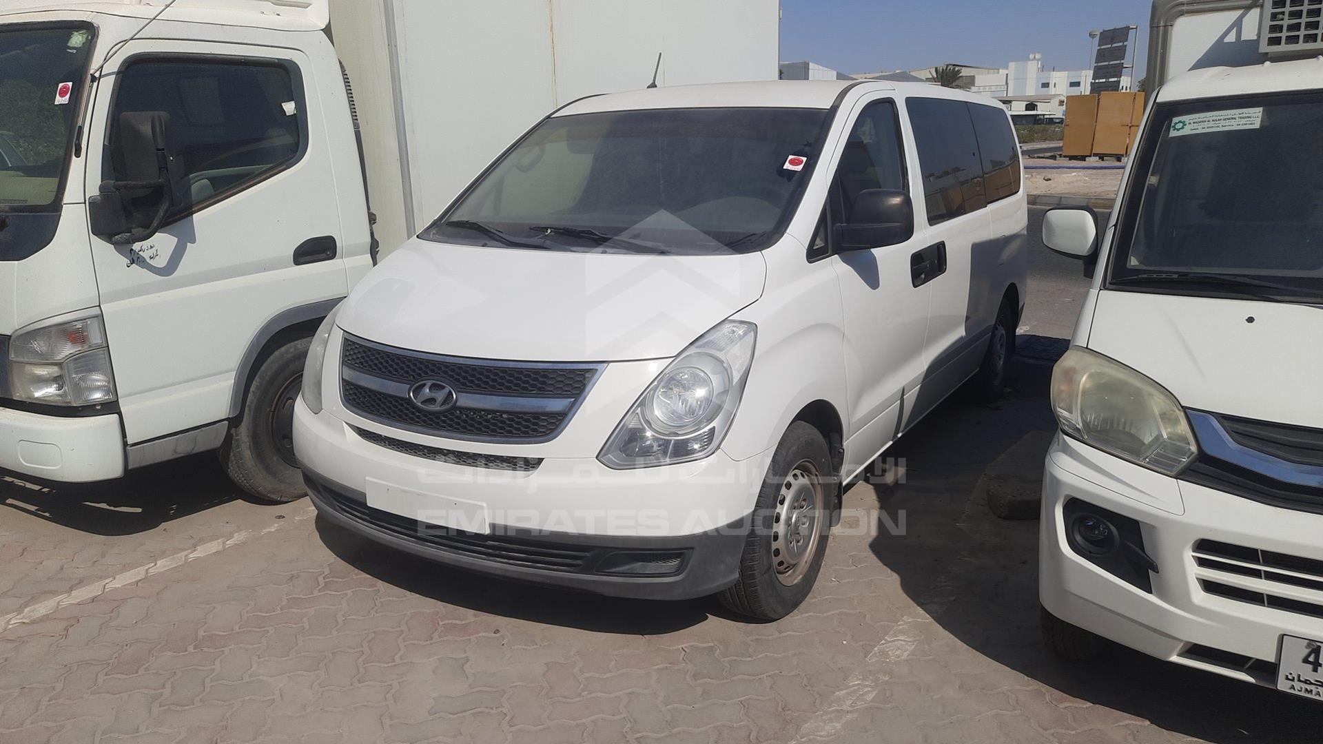 2016 HYUNDAI H1 VIN: KMJWA37R1GU734186