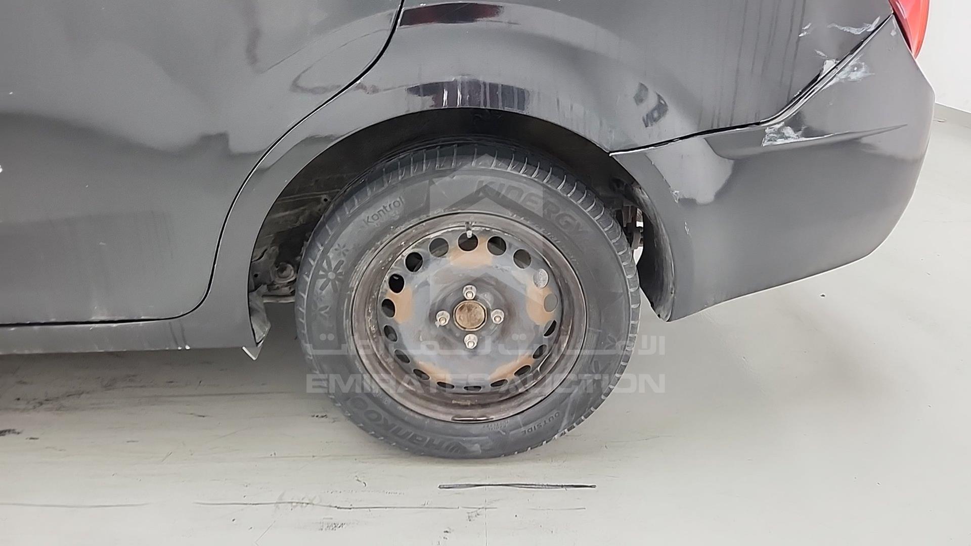 2012 CHEVROLET SONIC VIN: KL1JD5BE2CB097930