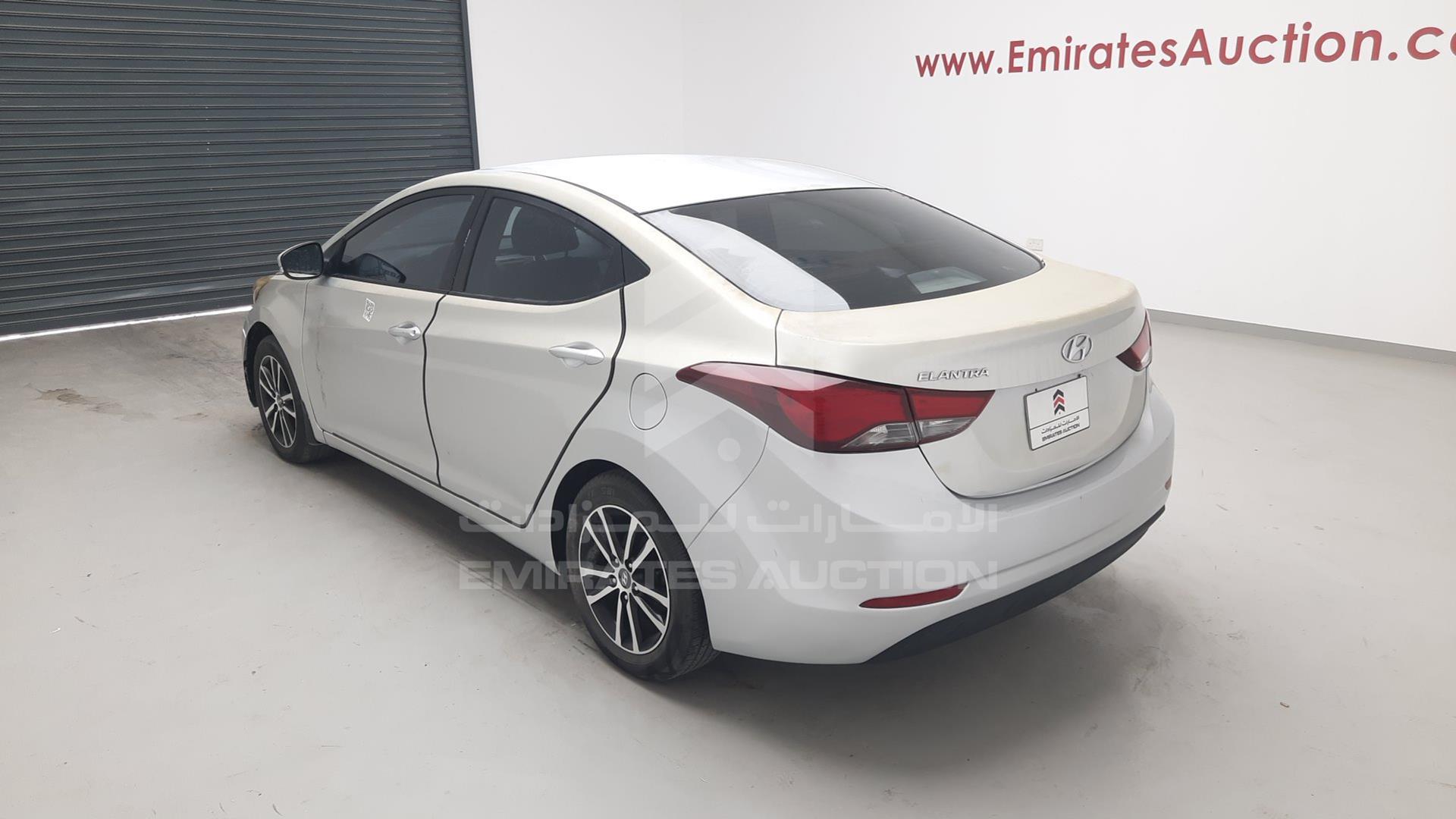 2015 HYUNDAI ELANTRA VIN: KMHDG41E6FU110532