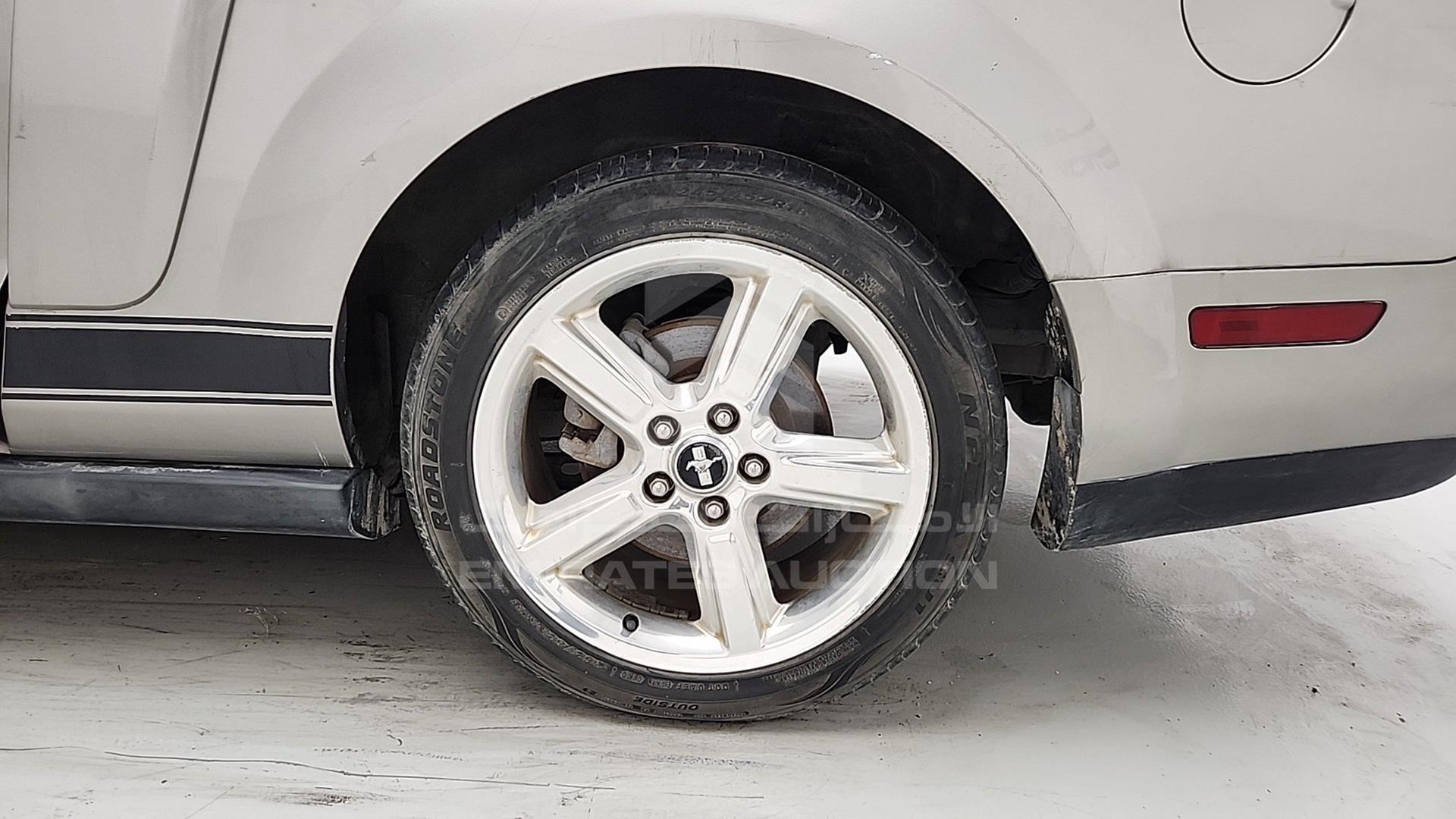 2008 FORD MUSTANG VIN: 1ZVHT80N585164330