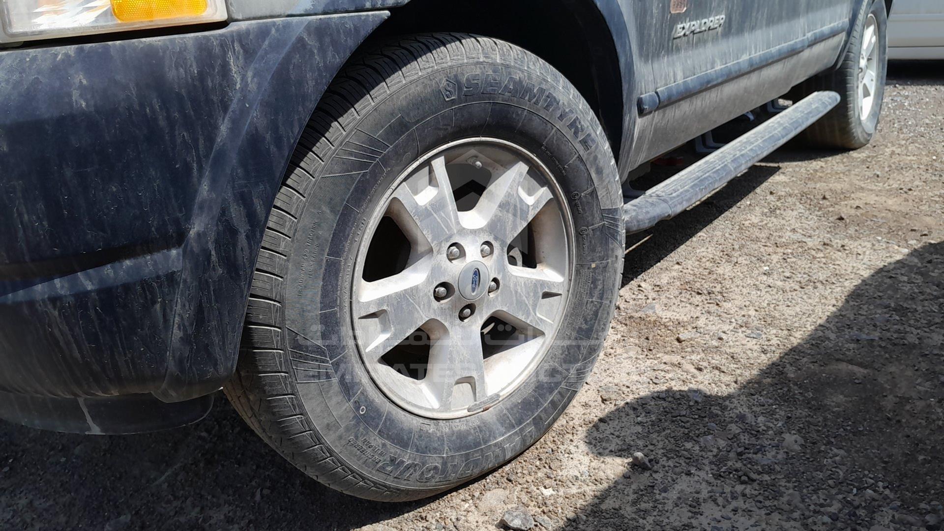2005 FORD EXPLORER VIN: 1FMZU72E45ZA50606