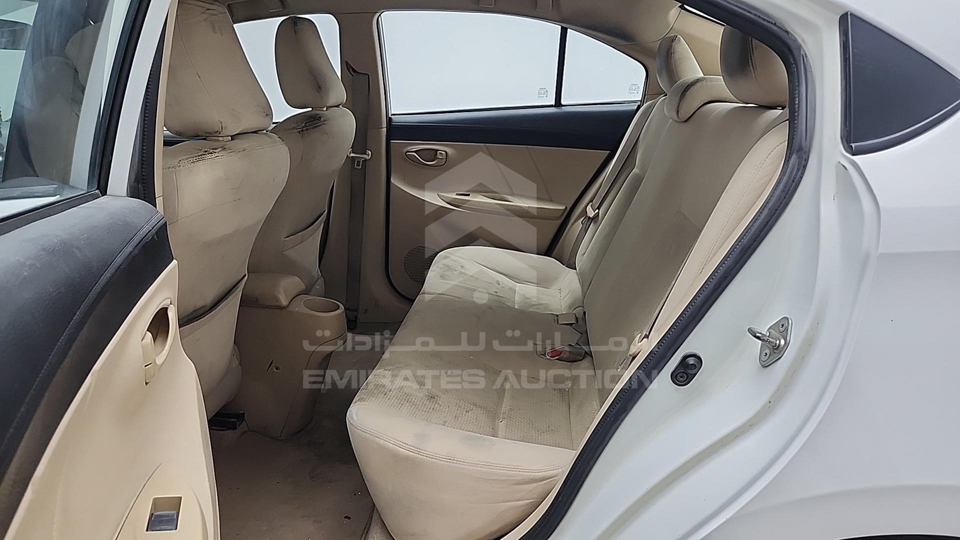 2015 TOYOTA YARIS VIN: MHFBT9F34F6028237