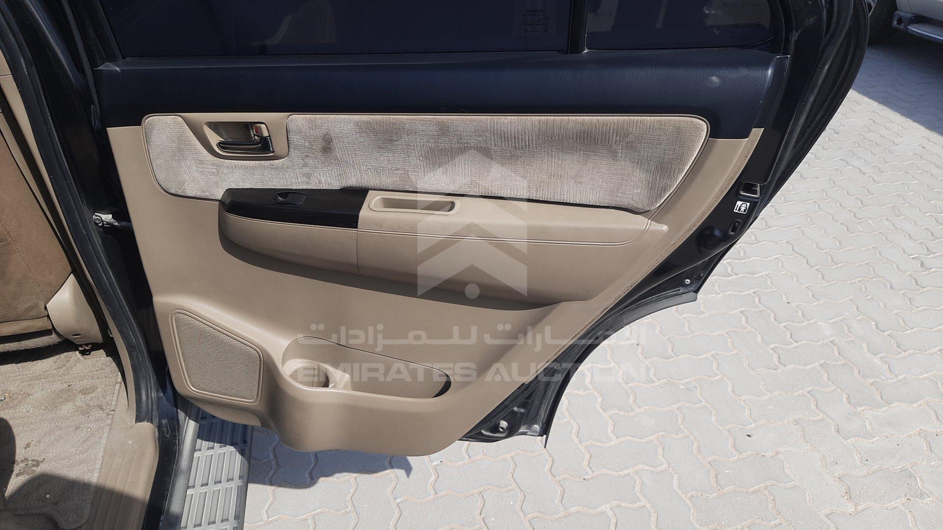 2014 TOYOTA FORTUNER VIN: MHFYU59GXE7032347