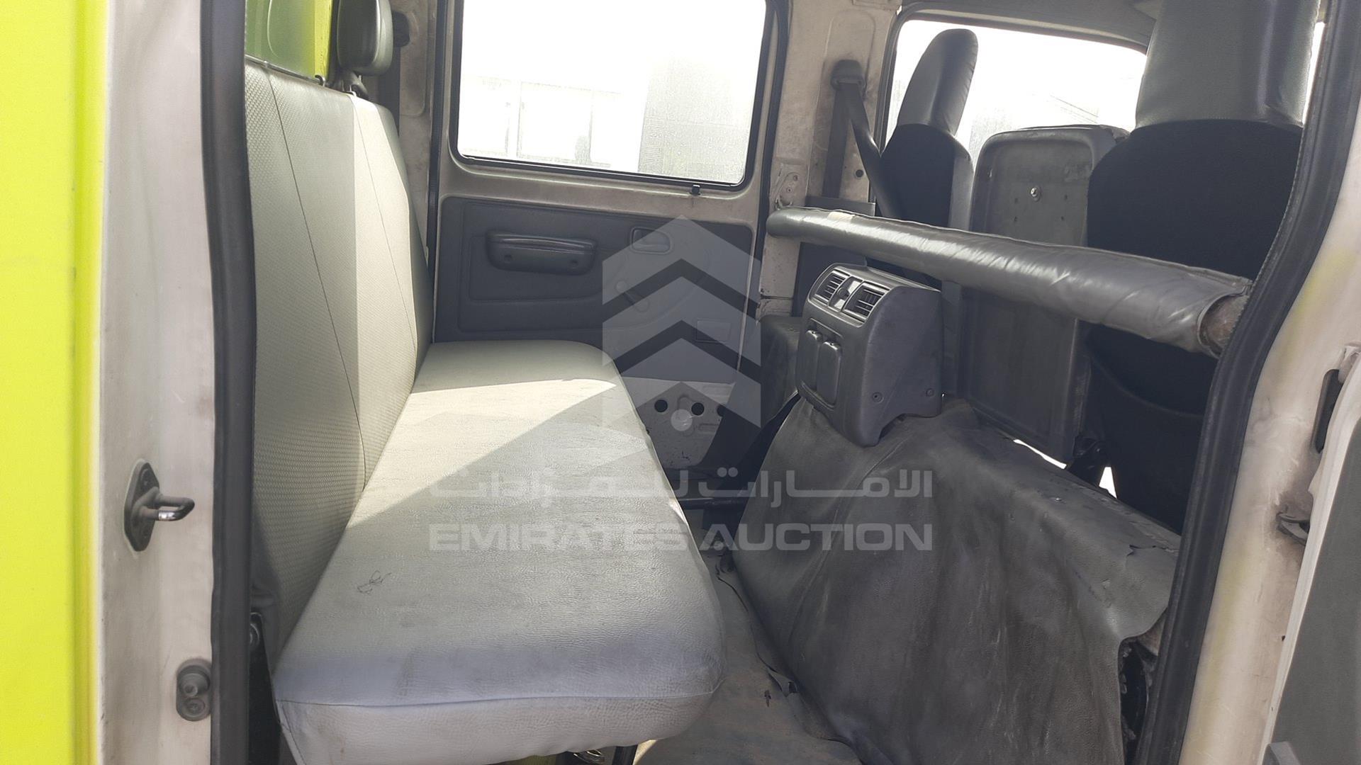 2015 HINO 300 VIN: JHHLCK1H9FK008287