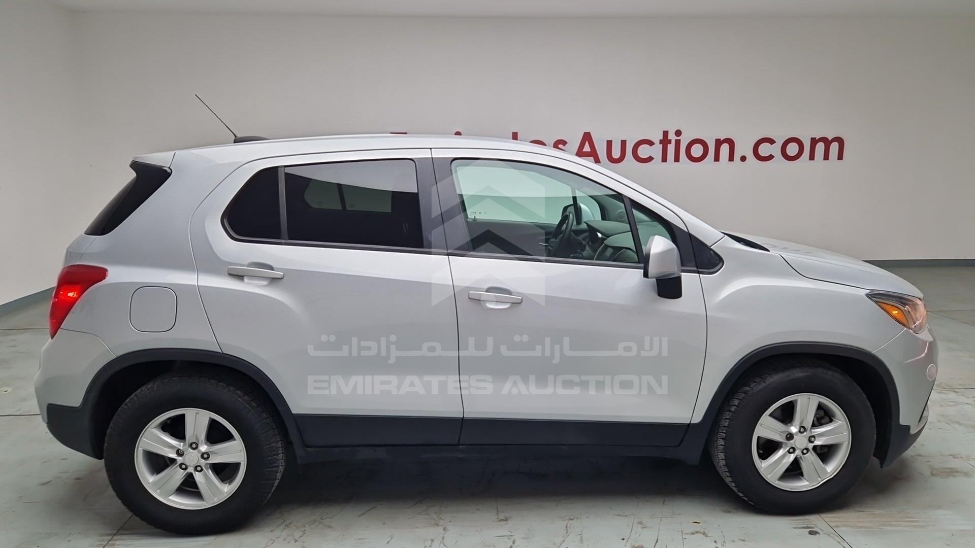 2020 CHEVROLET TRAX VIN: 3GNCJKSB2LL306166