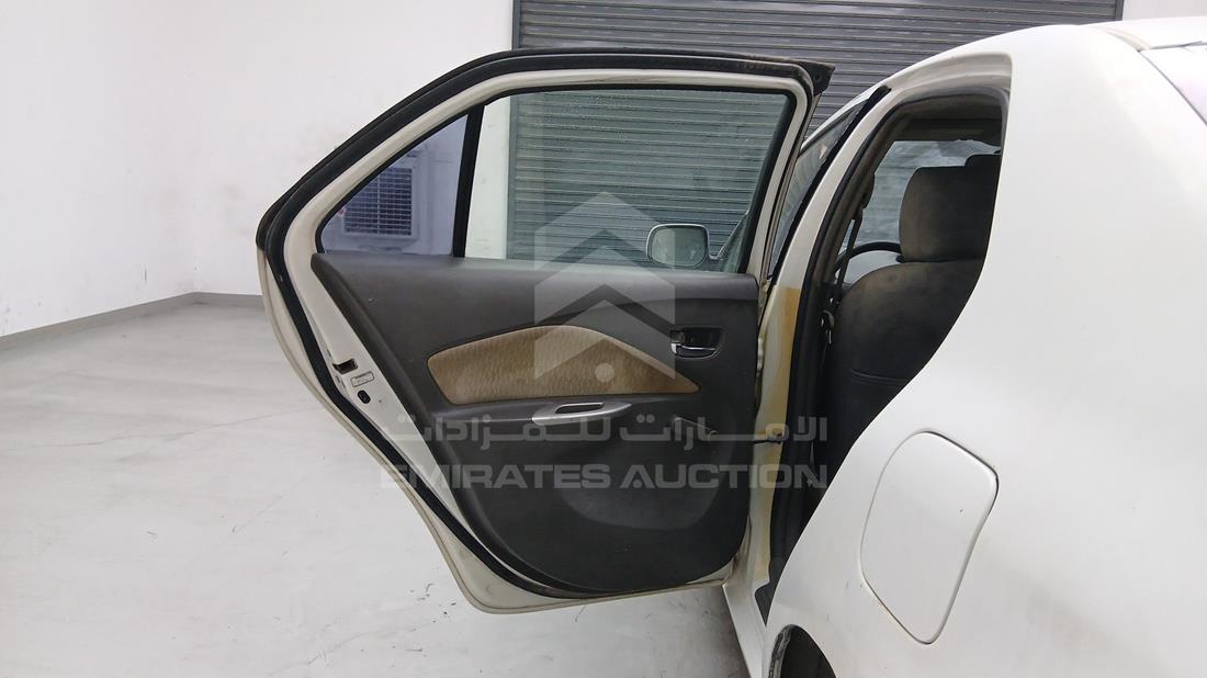 تويوتا ياريس 2009 — الباب الخلفي الأيسر — صورة 20