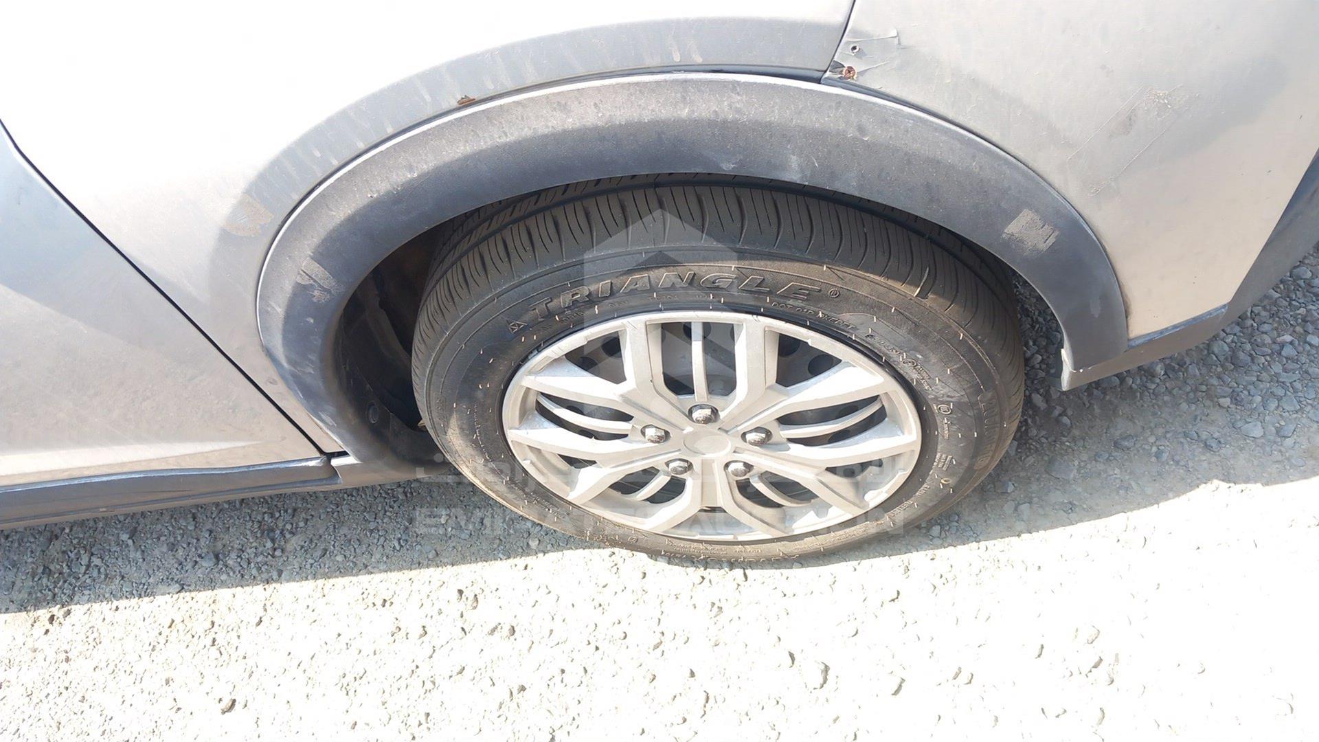 2019 NISSAN KICKS VIN: 3N1CP5CU3KL559393