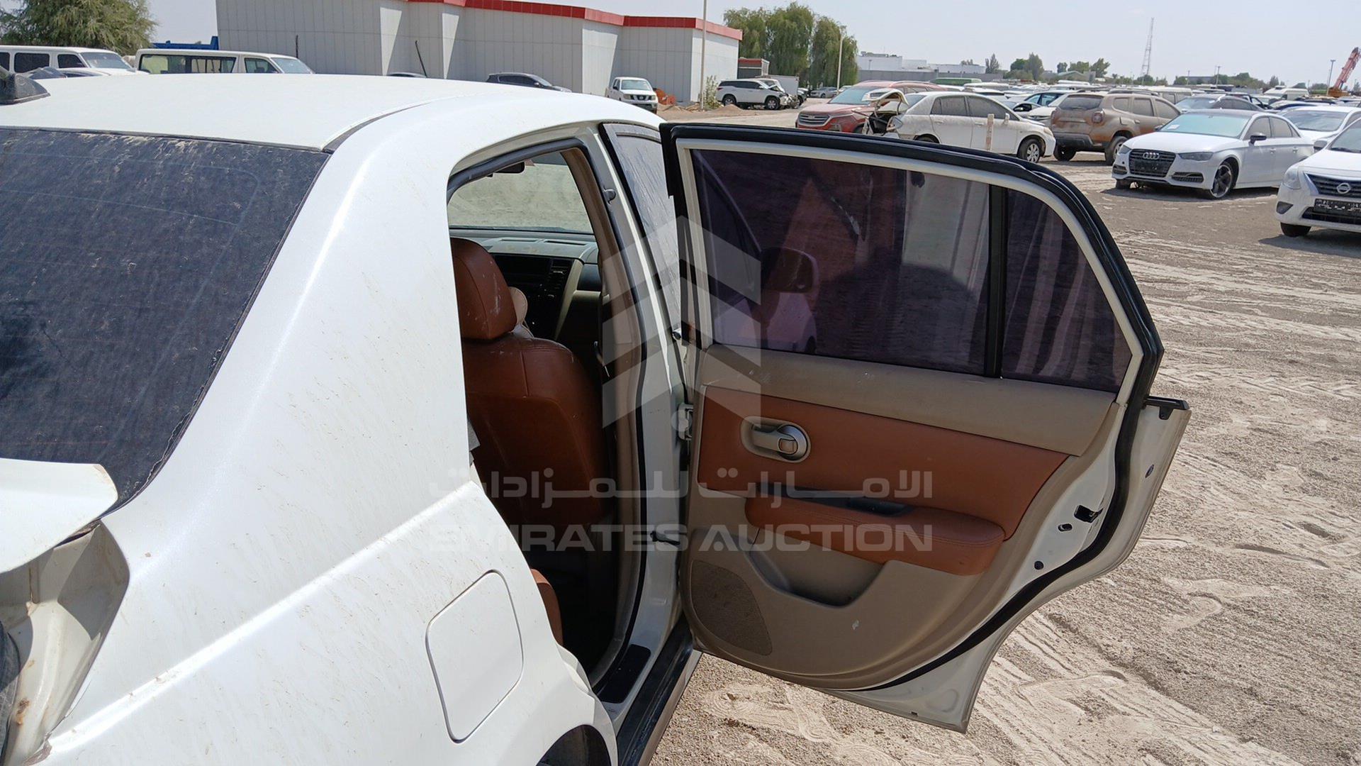 2008 NISSAN TIIDA VIN: JN1CC11C38T018198