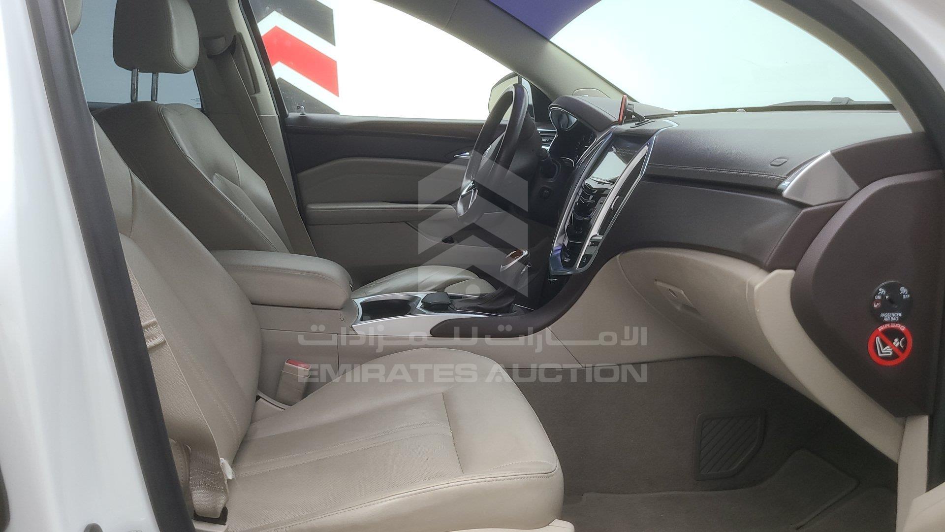 3GYFN9E32FS556311 - 2015 Cadillac SRX - #428187