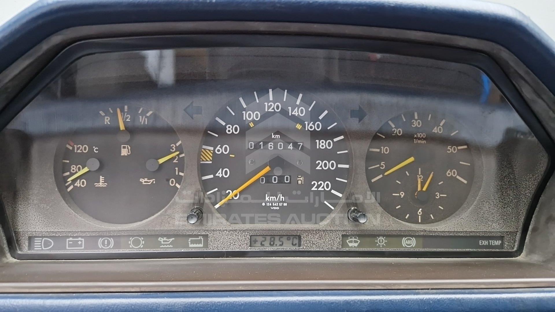1989 MERCEDES 300 VIN: WDB1241331A953578