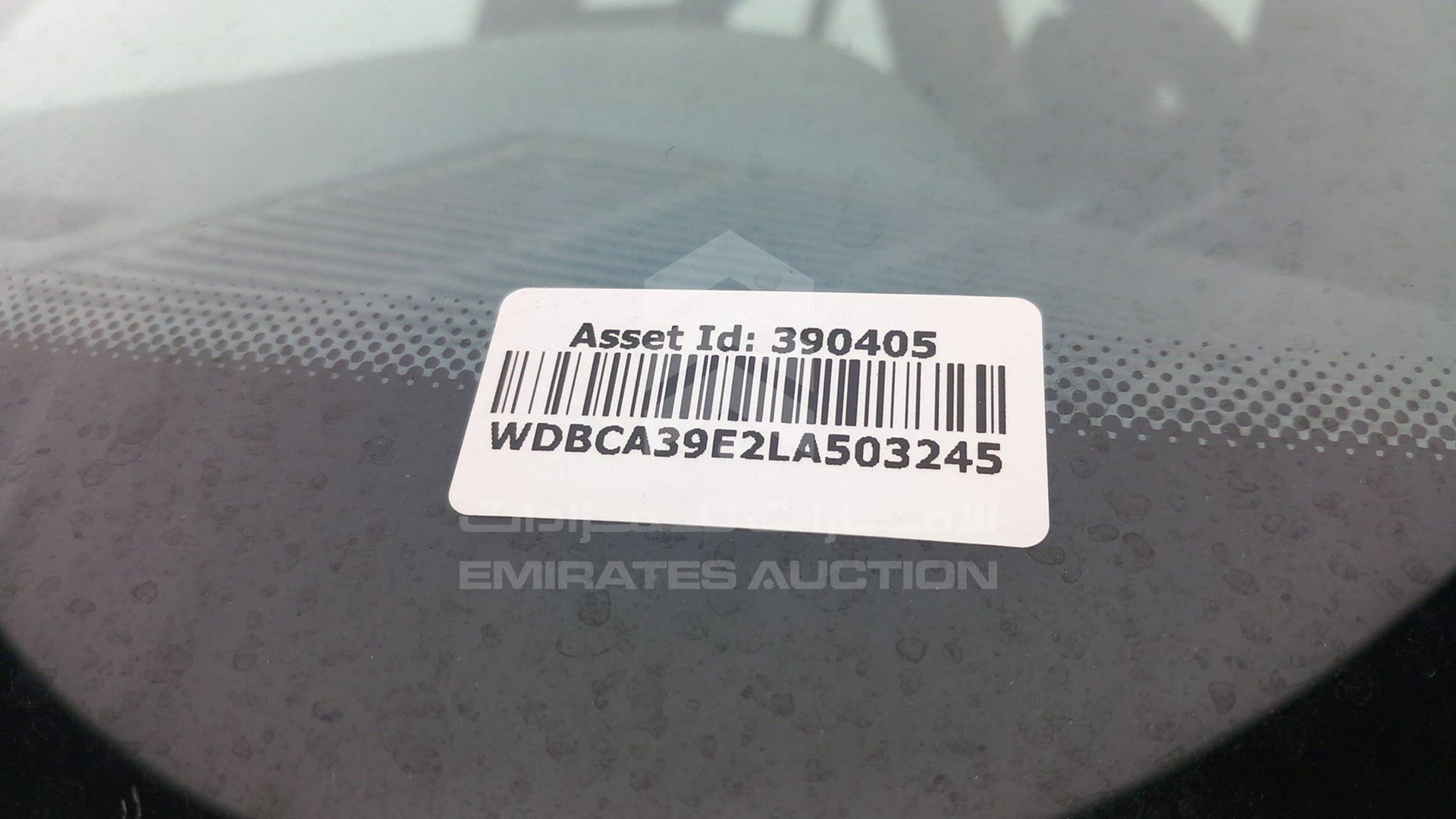 1990 MERCEDES SEL 560 VIN: WDBCA39E2LA503245
