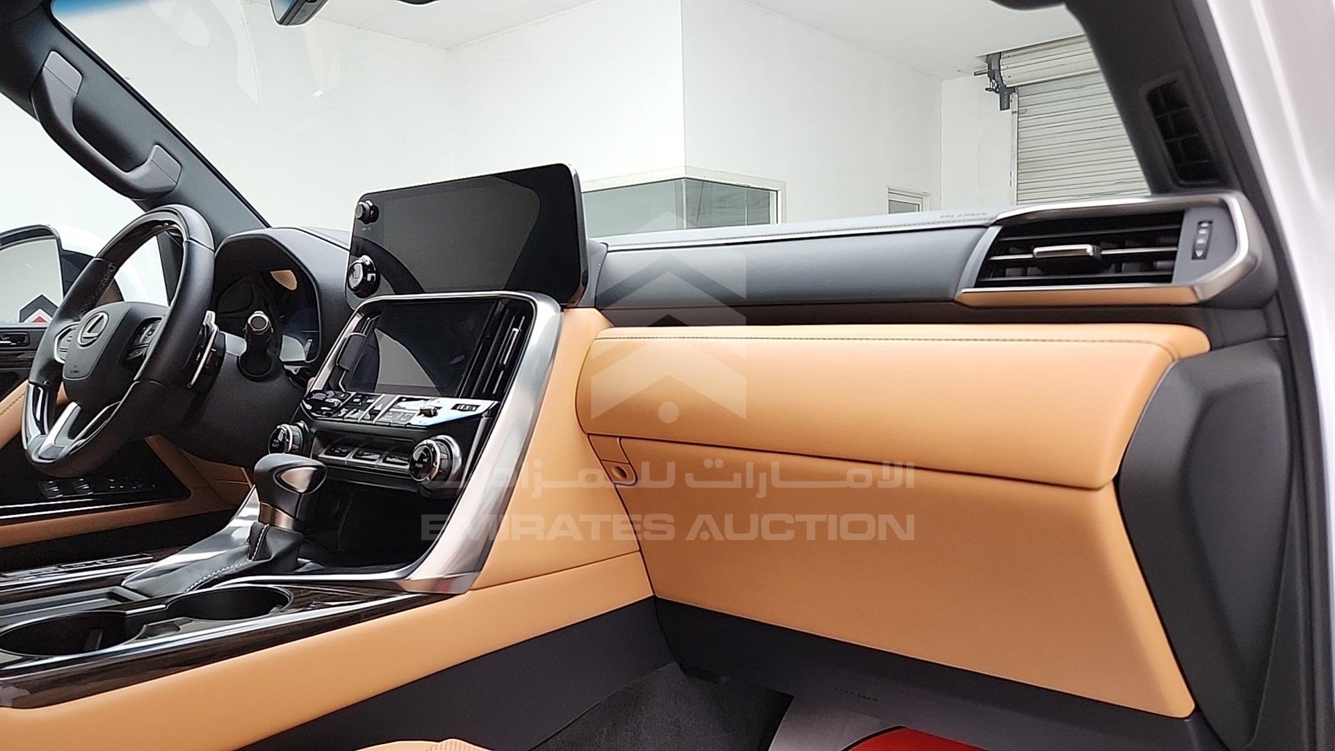 2022 LEXUS LX 600 VIN: JTJPB7CX1N4008941