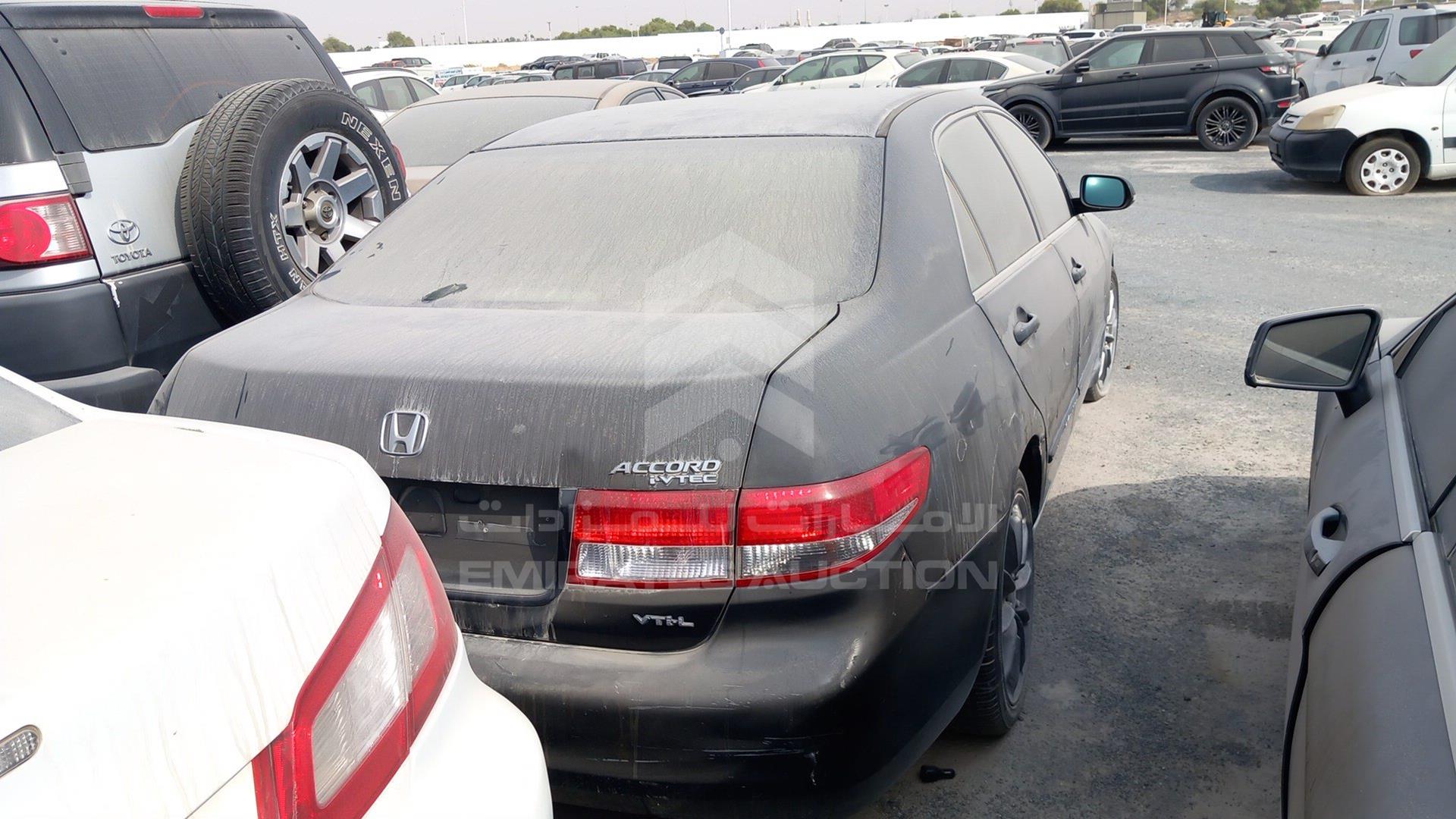 2005 HONDA ACCORD VIN: JHMCM56505C407631