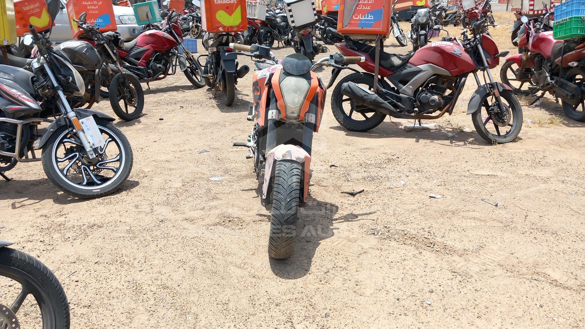 0 KTM --- VIN: VBKJUC406EC023923