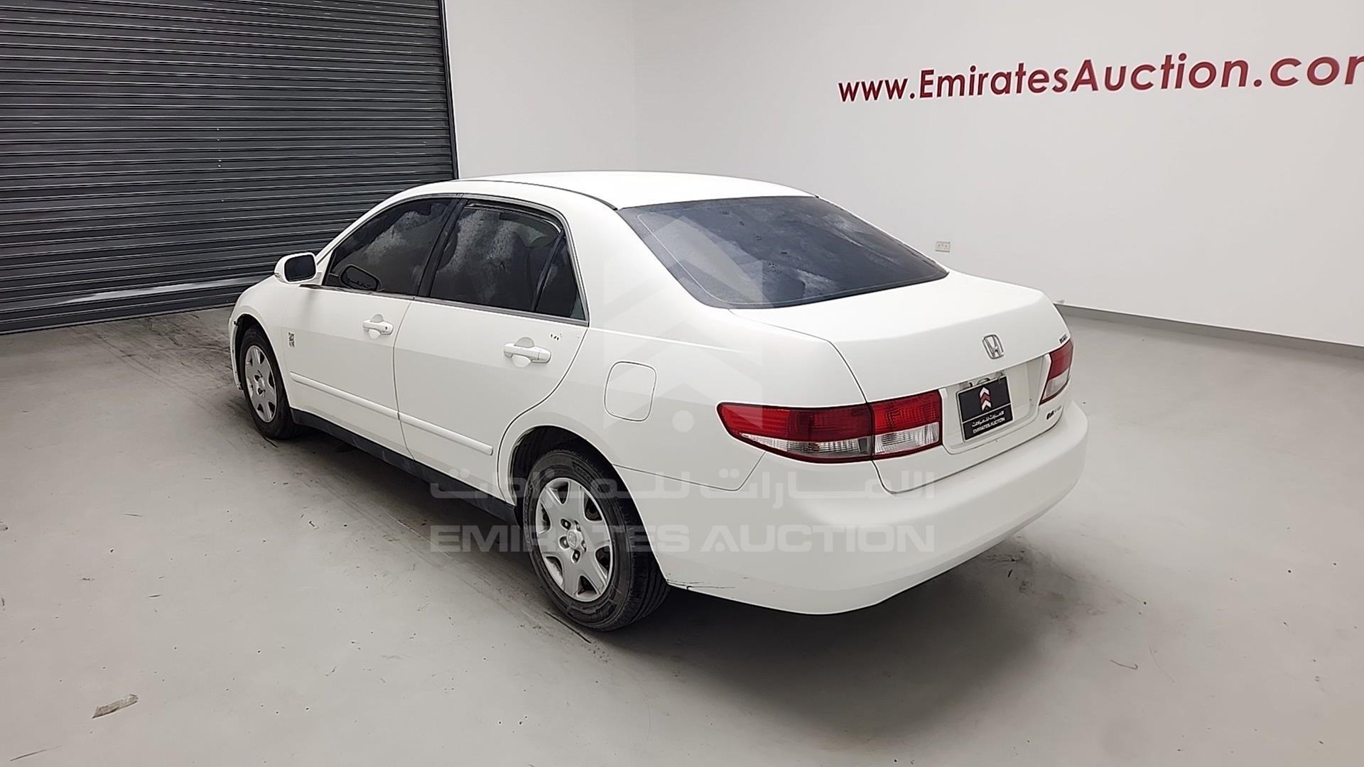2005 HONDA ACCORD VIN: JHMCM56595C403917