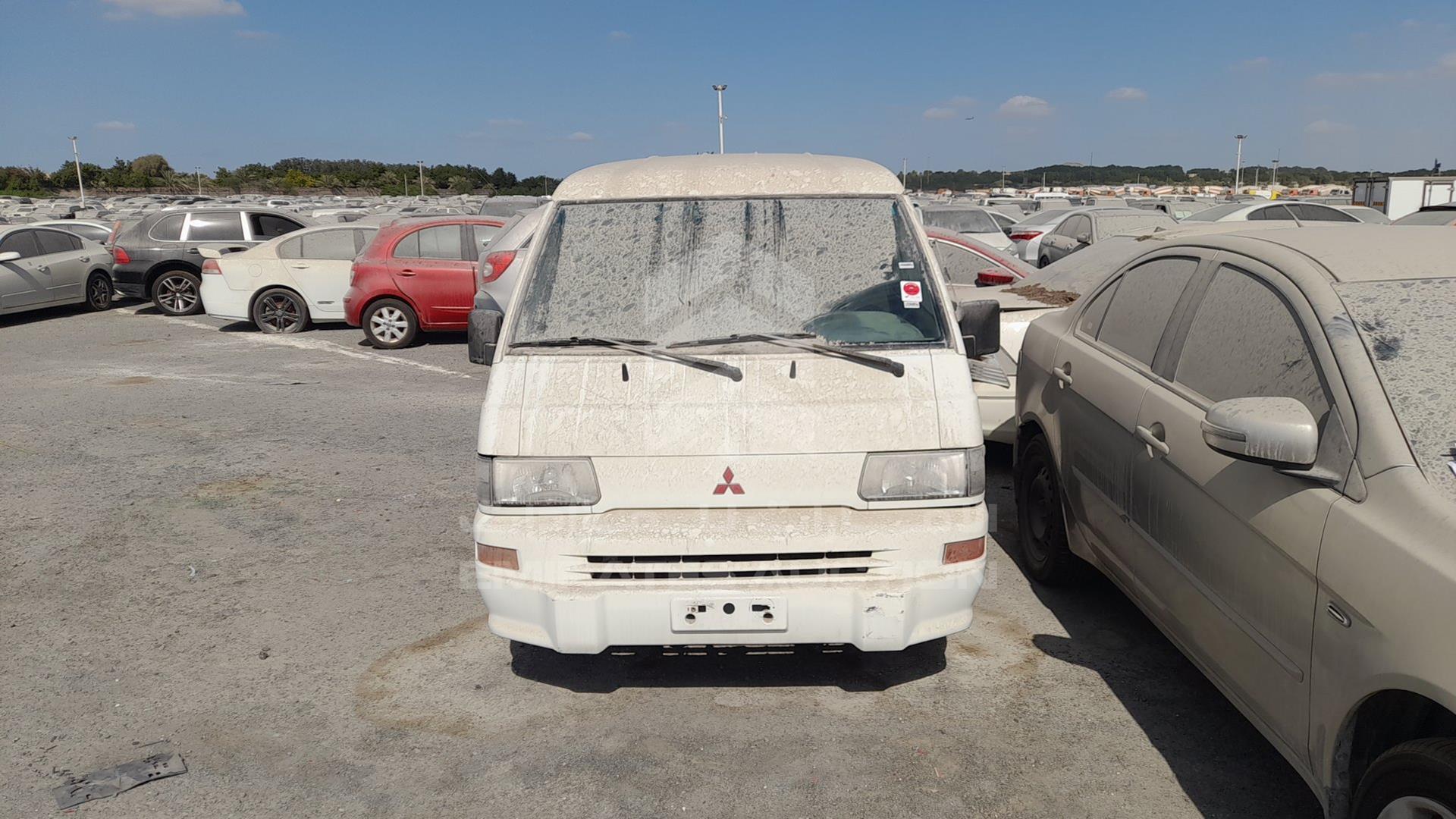 2008 MITSUBISHI L 300 VIN: JMYHNP13W8A702445