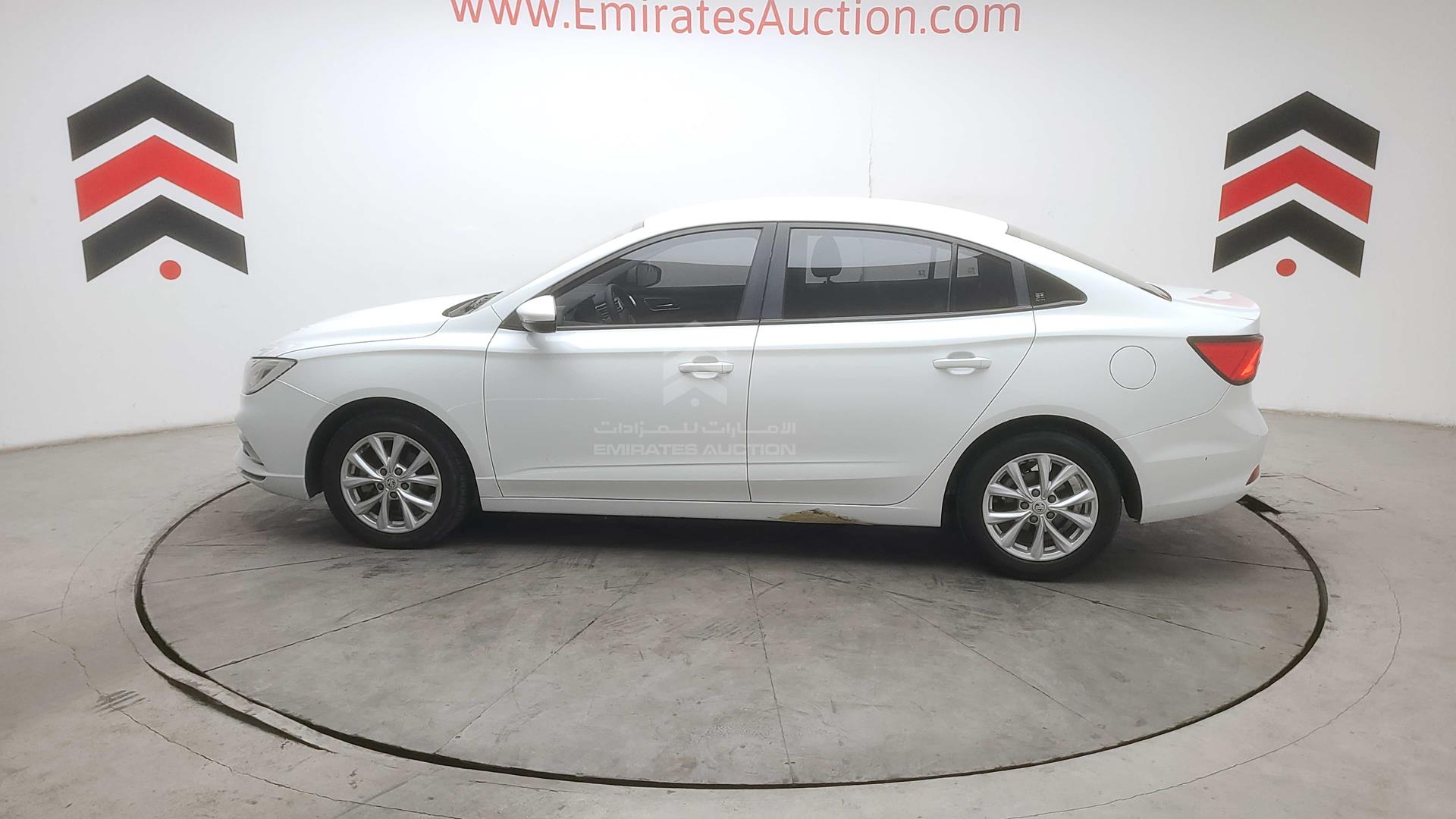 2022 MG MG 5 VIN: LSJA36E34NZ037507