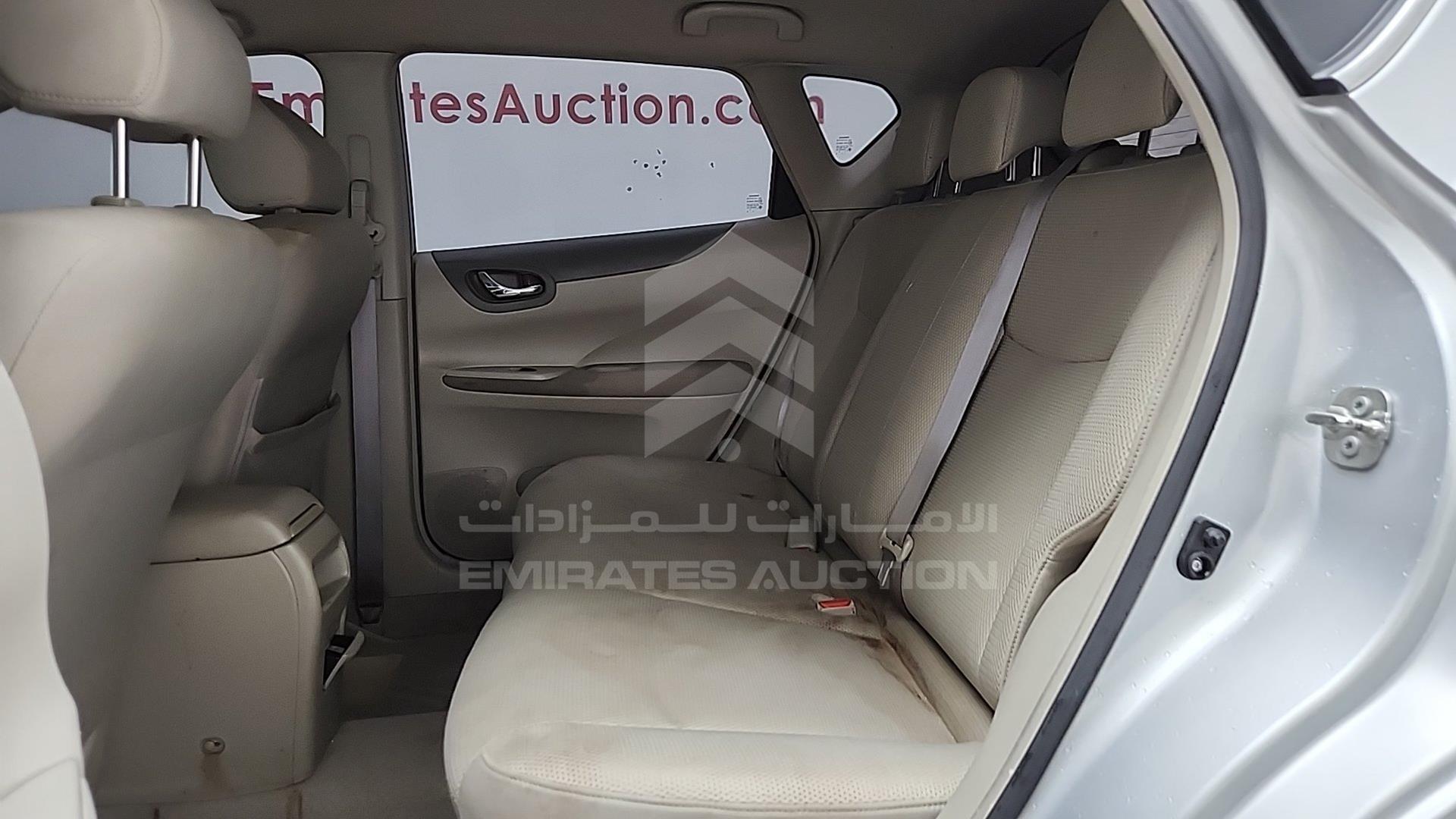 2016 NISSAN TIIDA VIN: MNTBC2C93G6010270